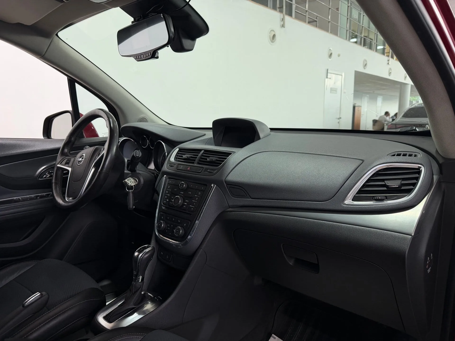 Opel Mokka — фото 10 из 36