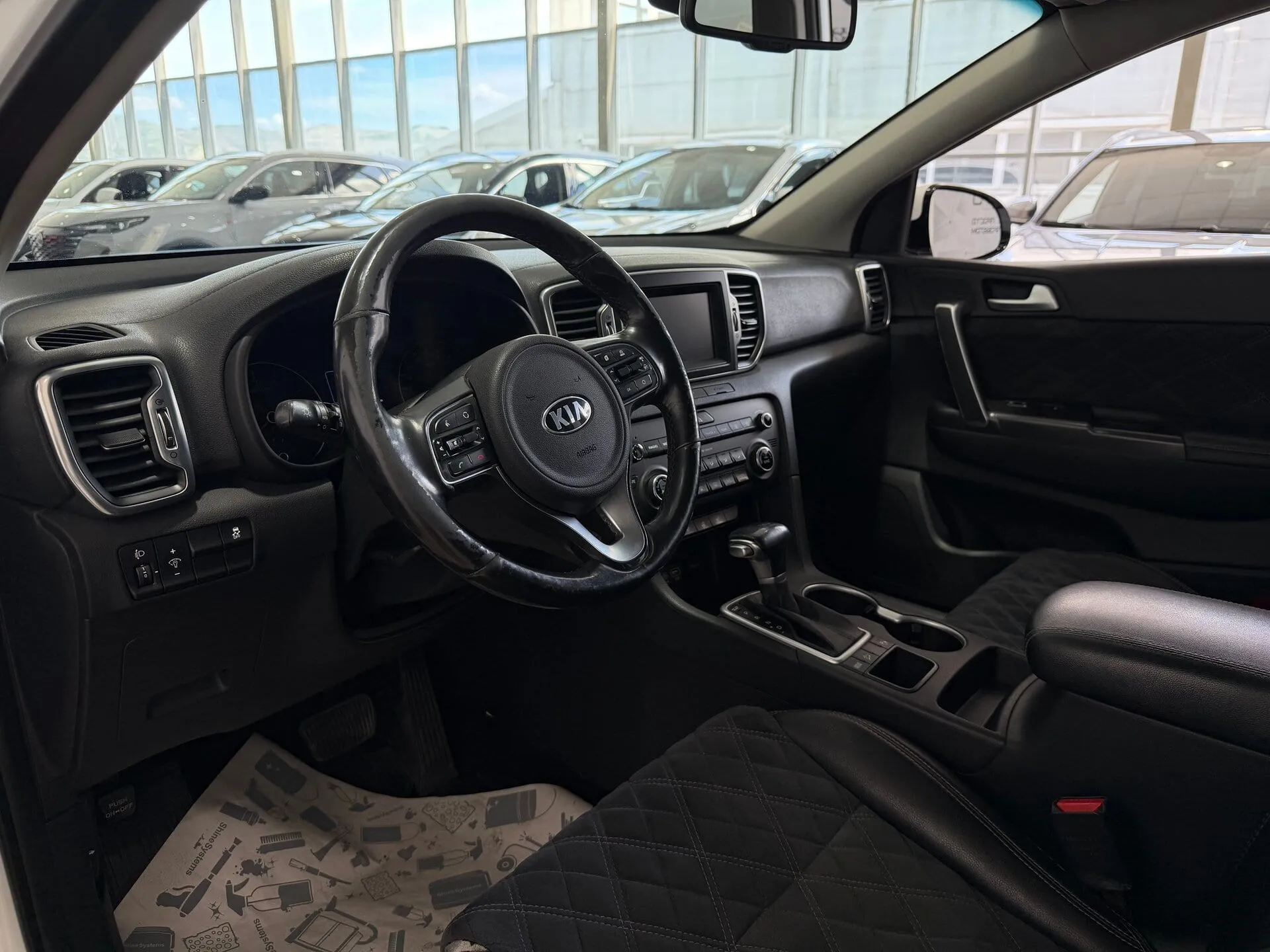 Kia Sportage — фото 29 из 34