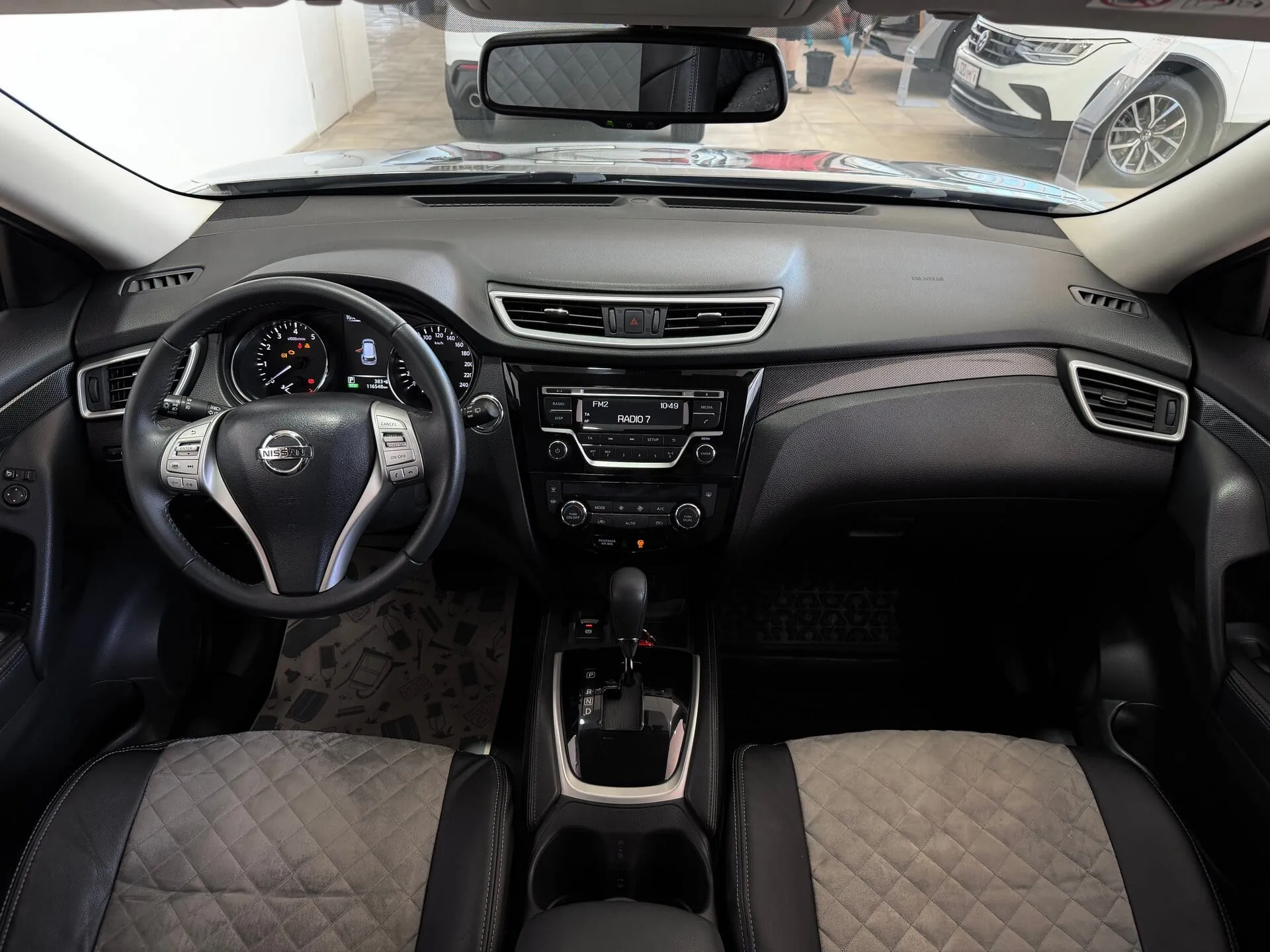 Nissan X-Trail — фото 9 из 37