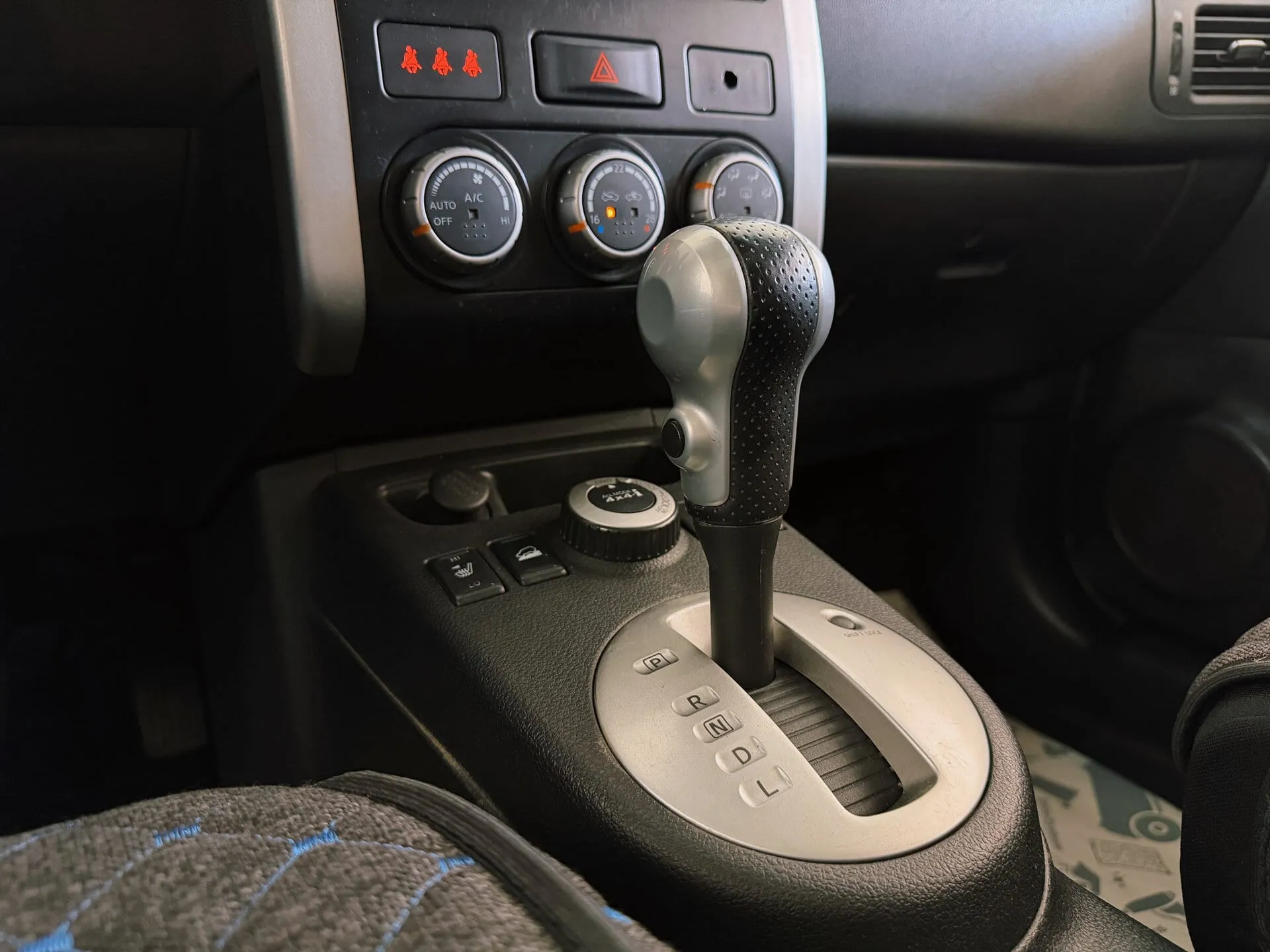 Nissan X-Trail — фото 14 из 35