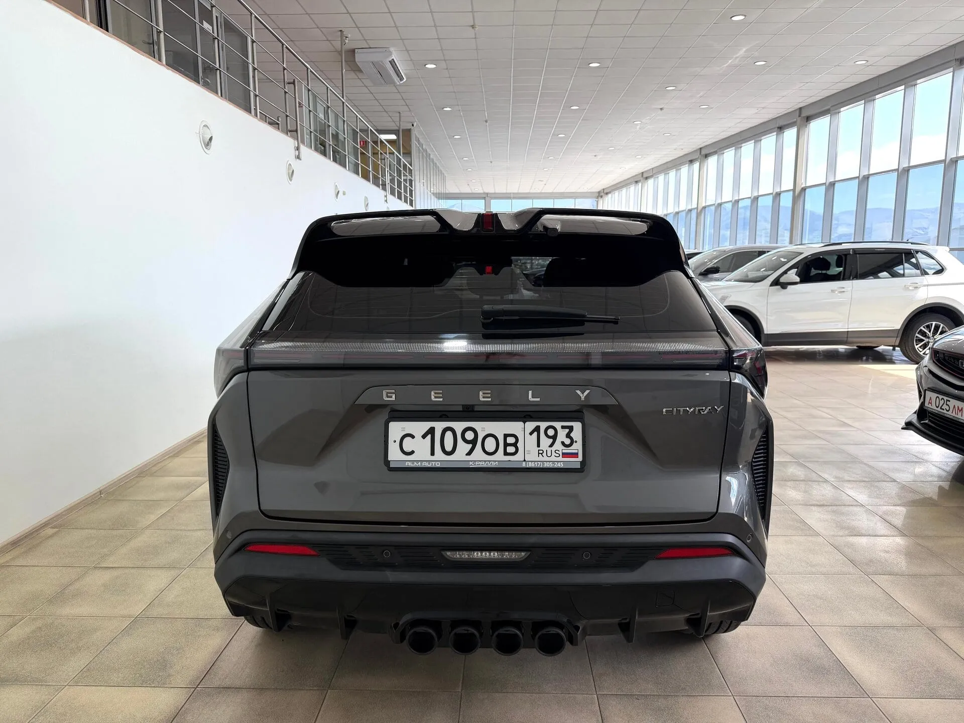 Geely Cityray — фото 5 из 39