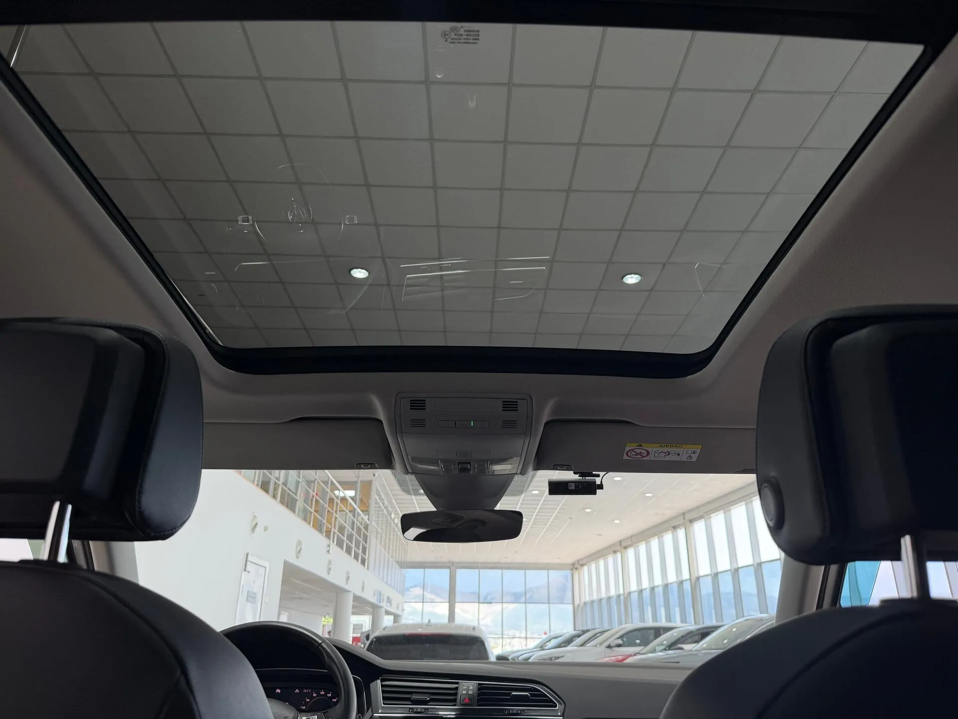 Volkswagen Tiguan — фото 35 из 37
