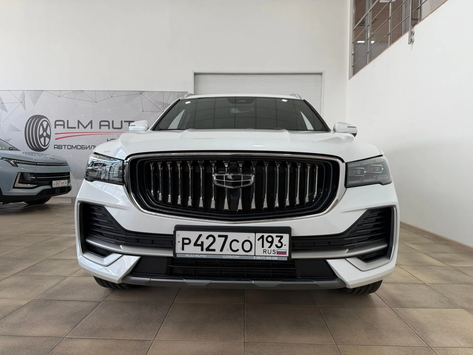 Geely Monjaro — фото 15 из 37