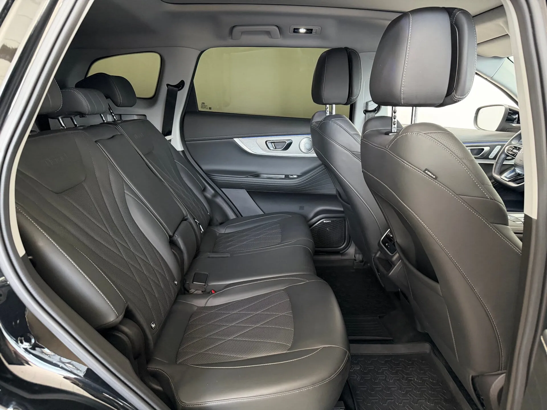 Chery Tiggo 8 Pro Max — фото 15 из 45