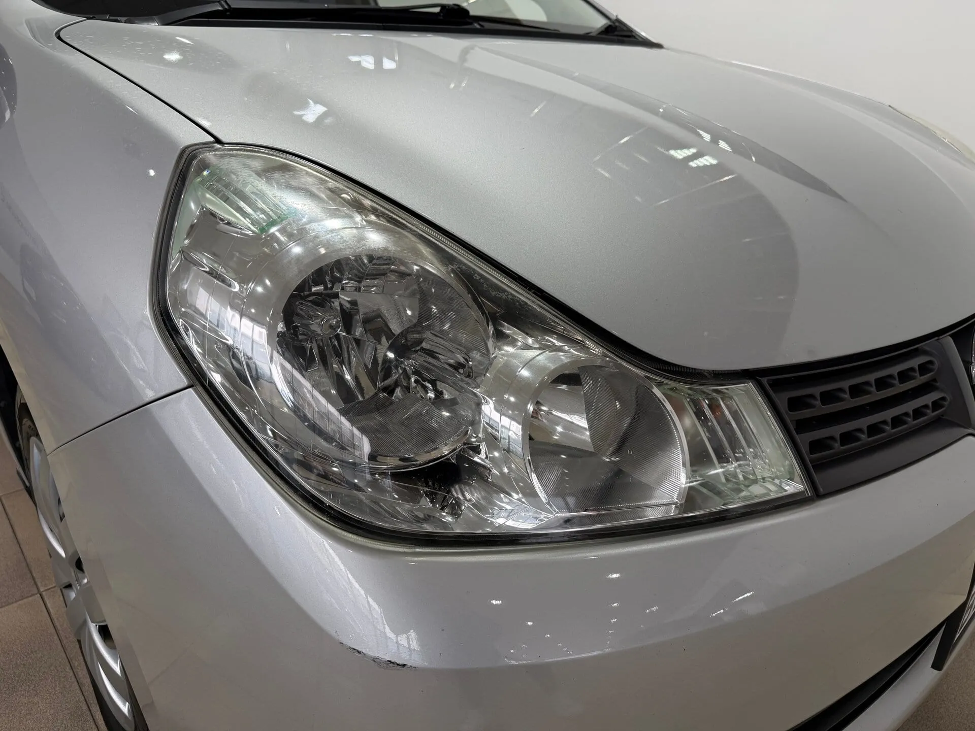 Nissan Wingroad — фото 18 из 35