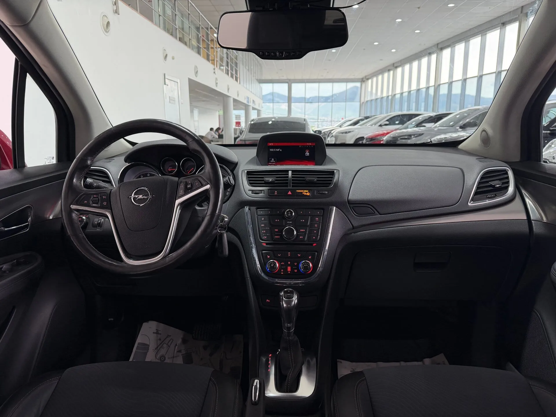 Opel Mokka — фото 9 из 36