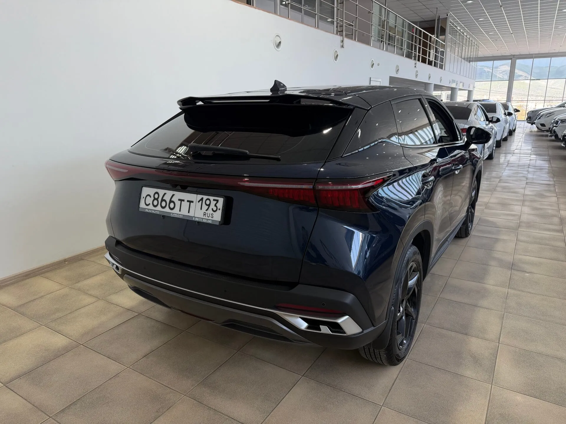 Omoda C5 — фото 4 из 40