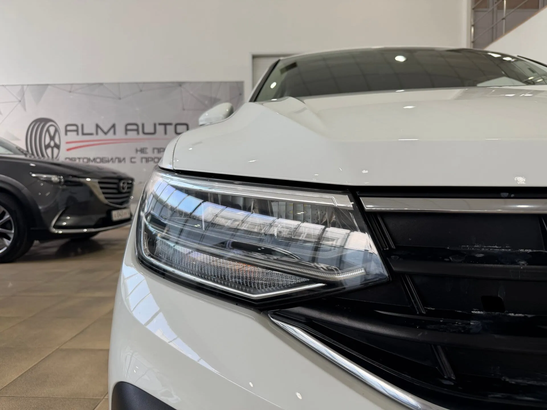 Volkswagen Tiguan — фото 17 из 36