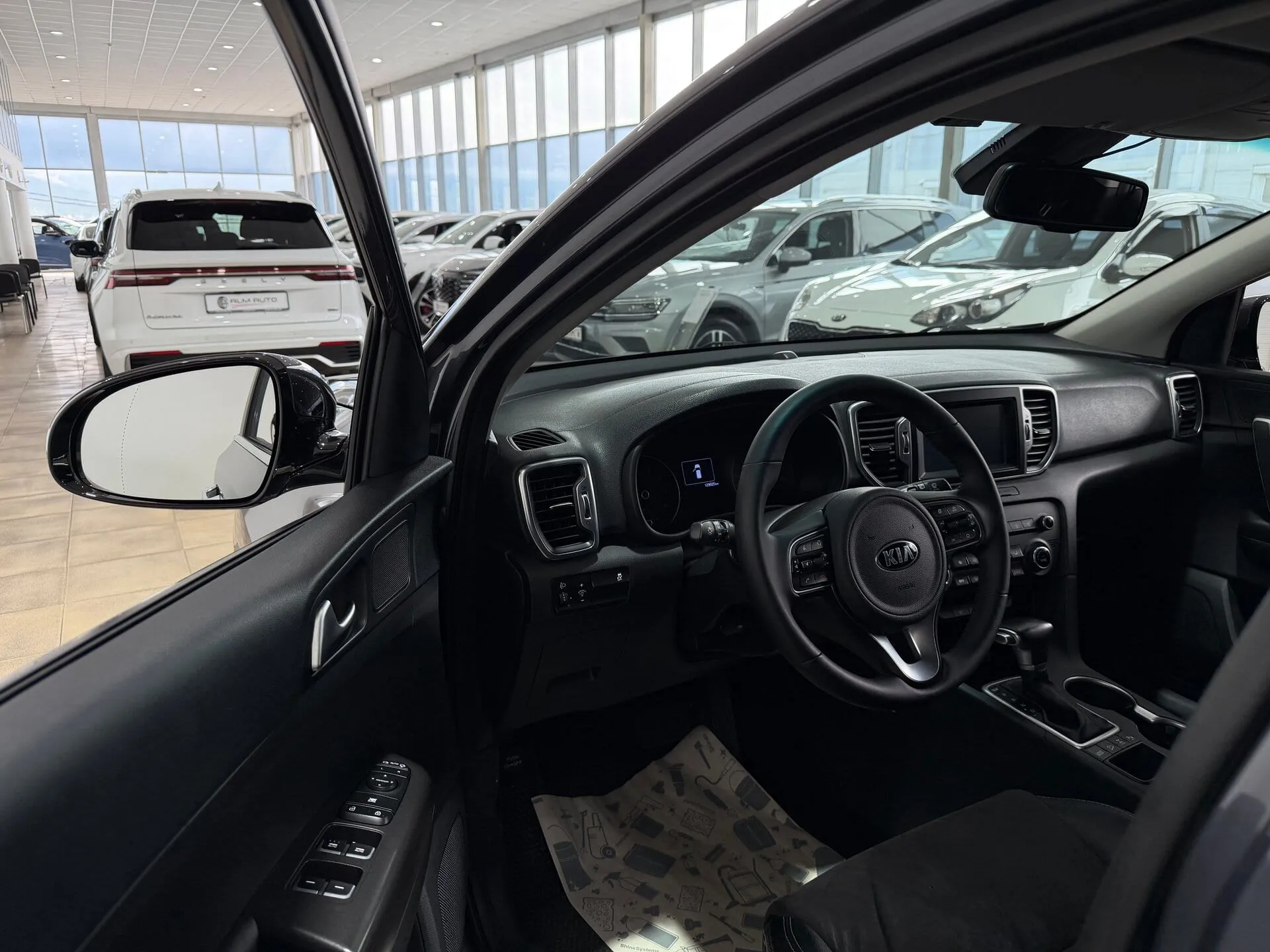 Kia Sportage — фото 8 из 36