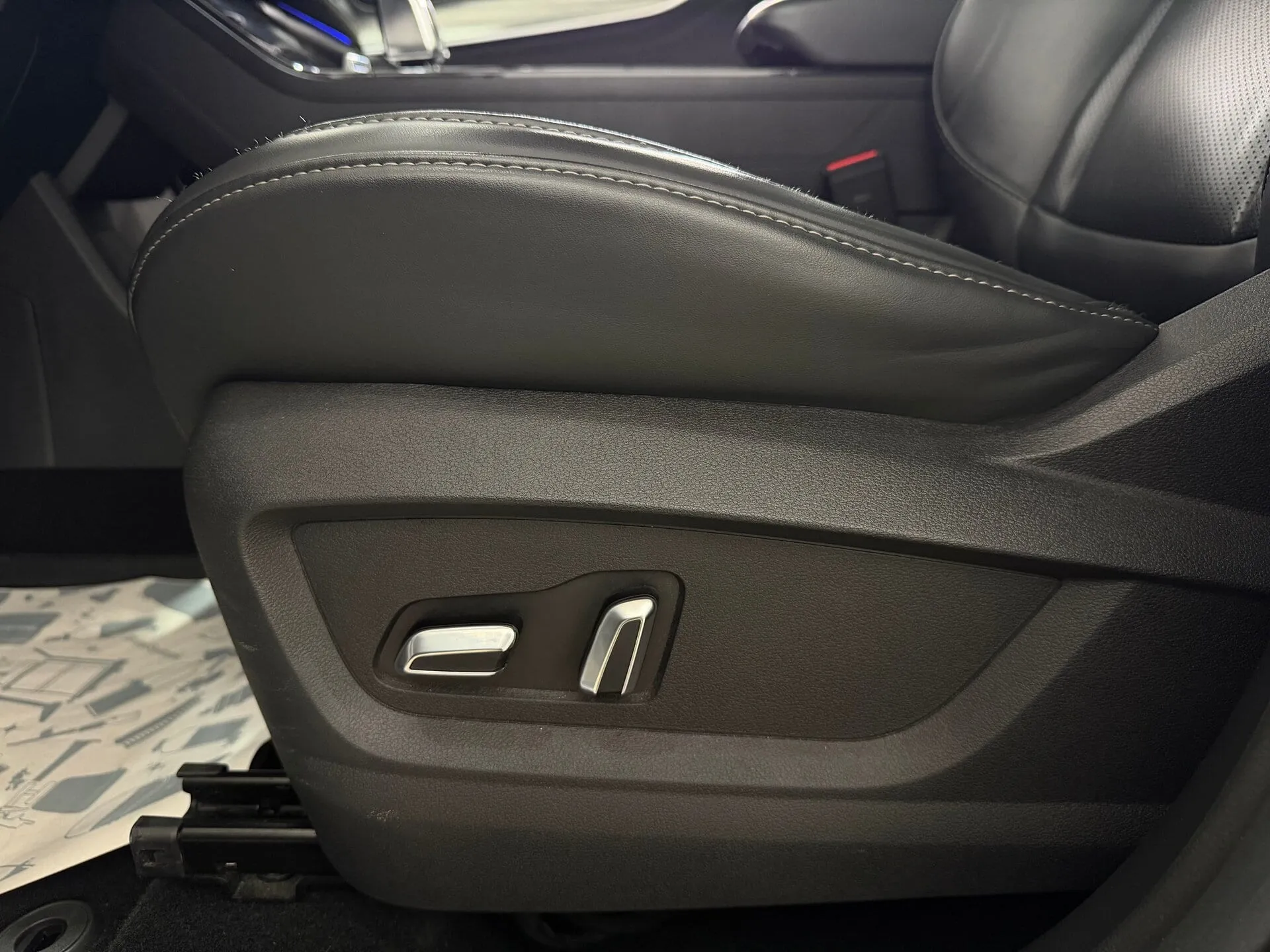 Chery Tiggo 8 Pro Max — фото 35 из 44