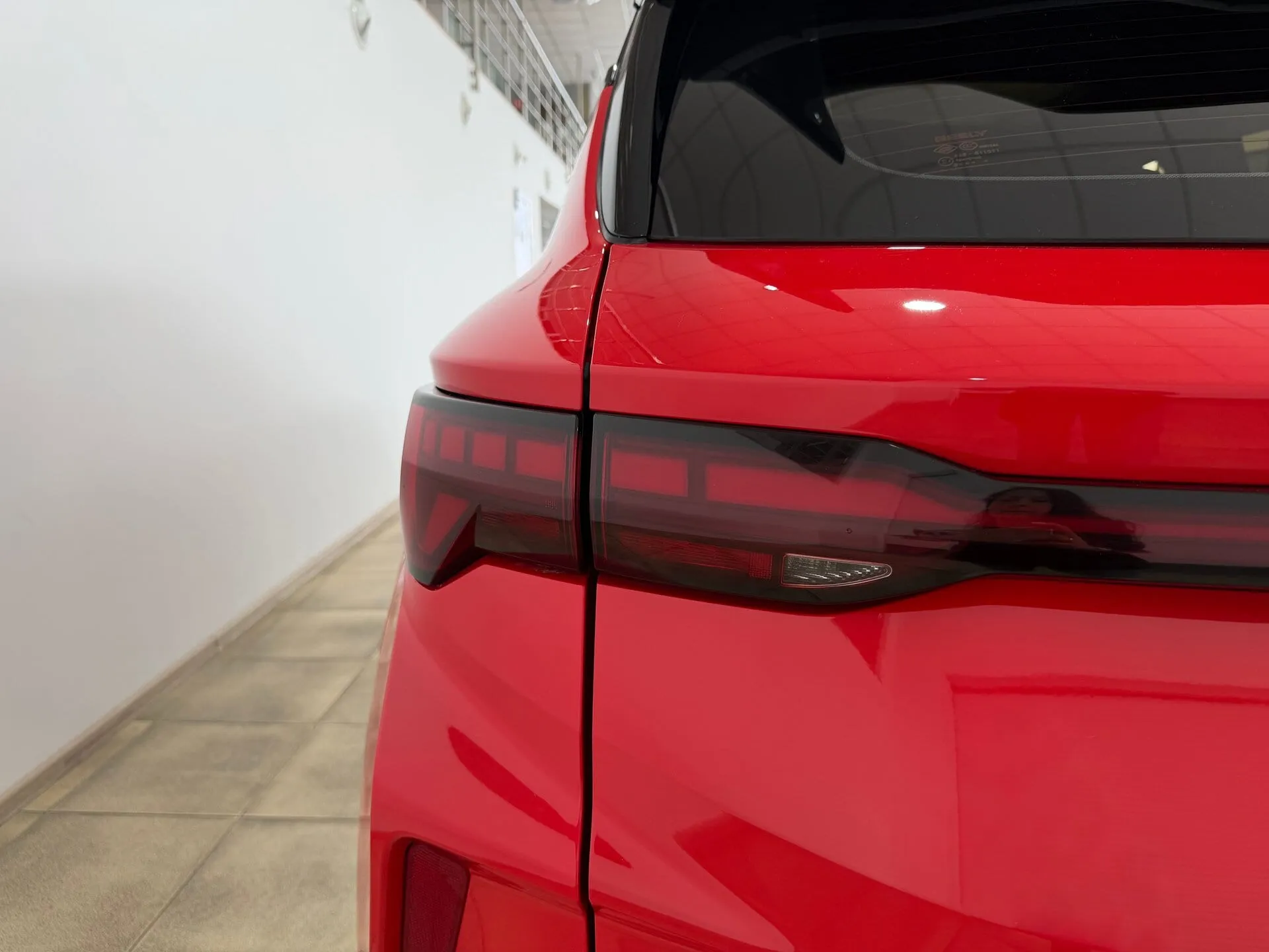 Geely Coolray — фото 19 из 40