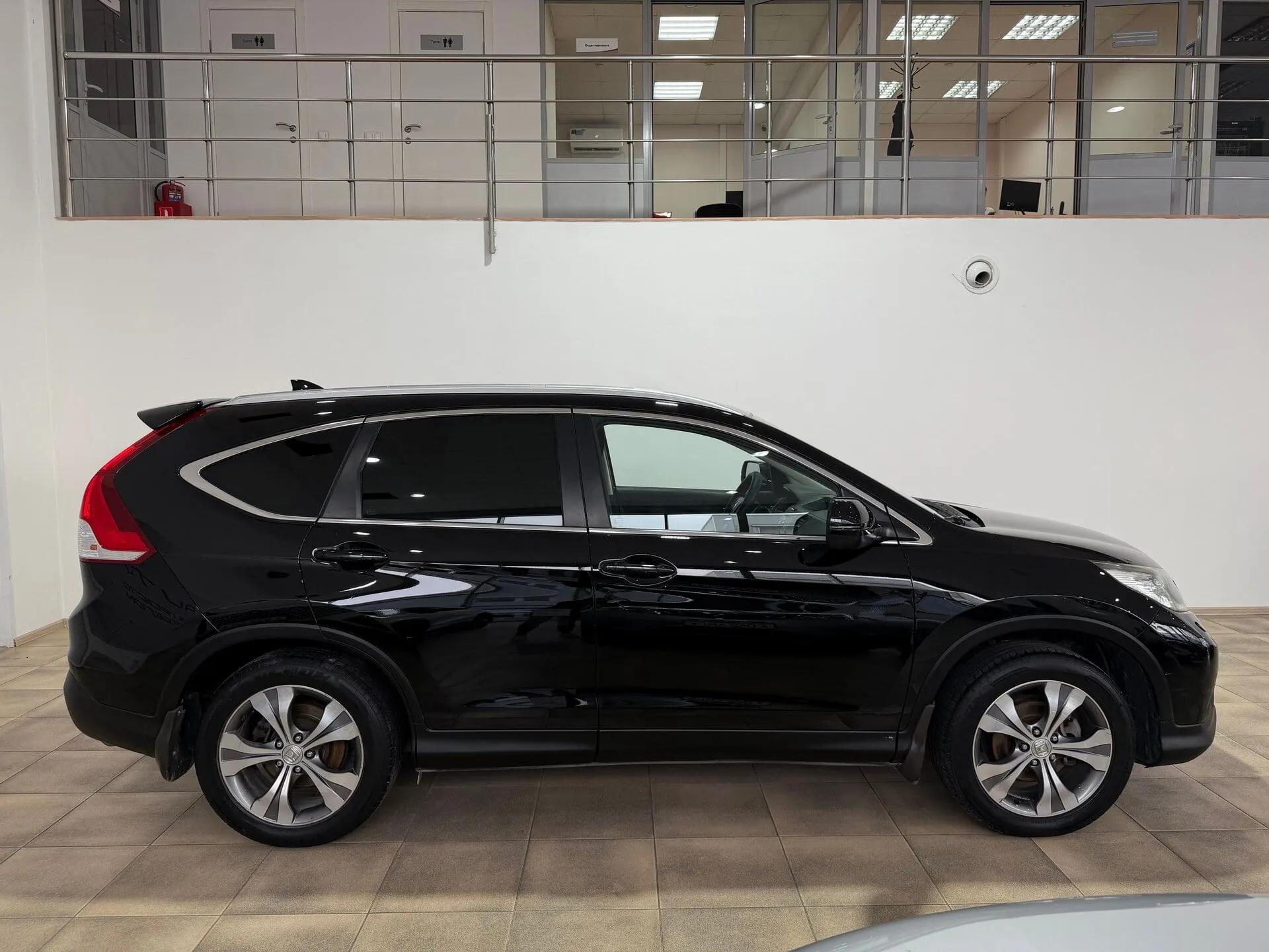 Honda CR-V — фото 7 из 30