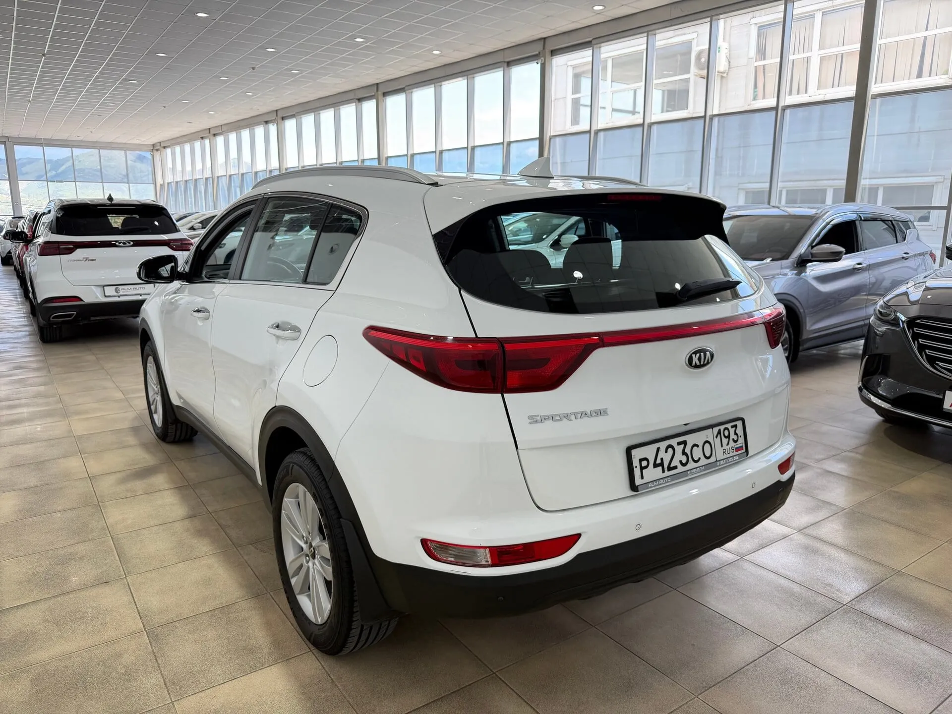Kia Sportage — фото 6 из 34