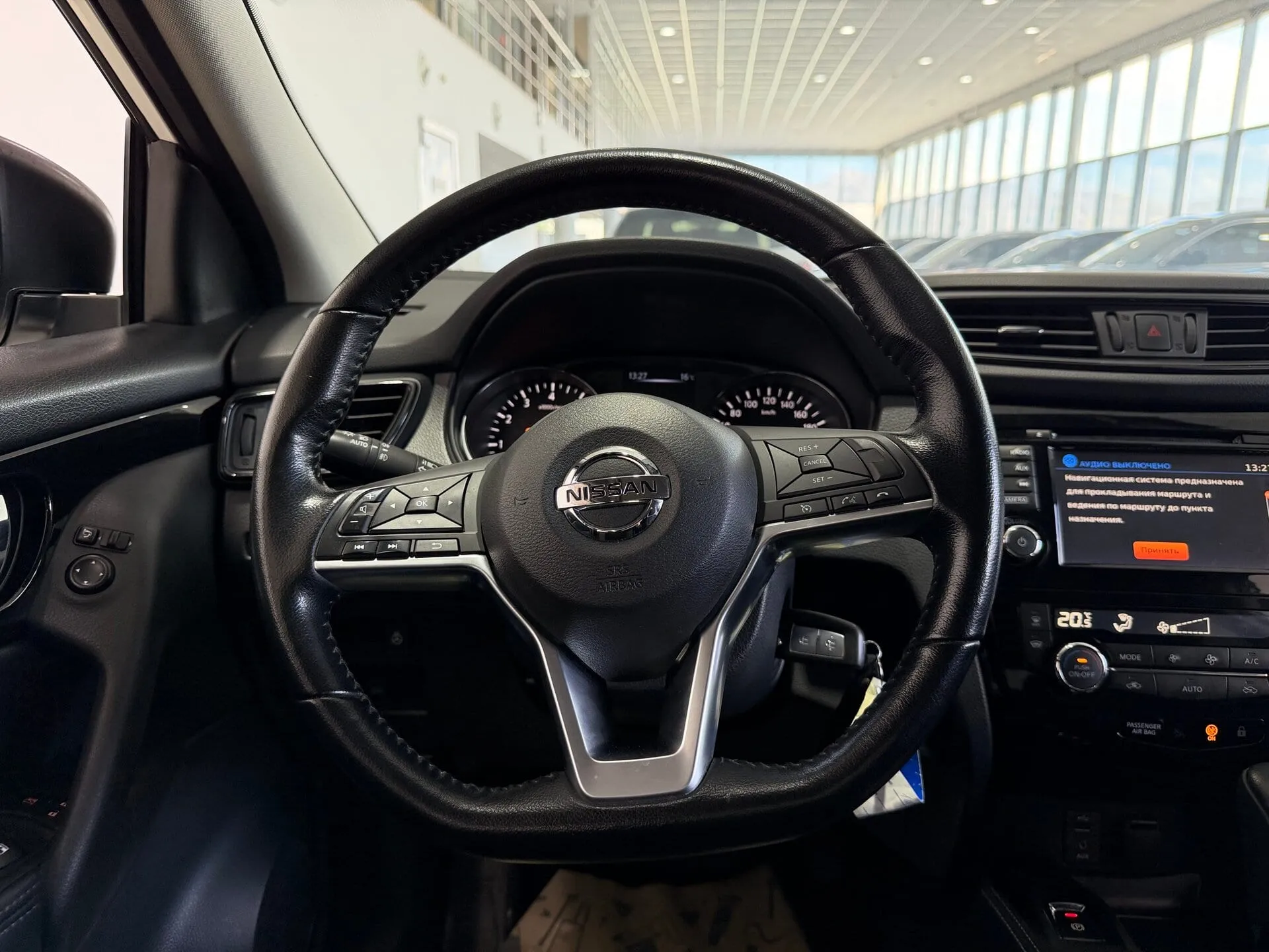 Nissan Qashqai — фото 11 из 33