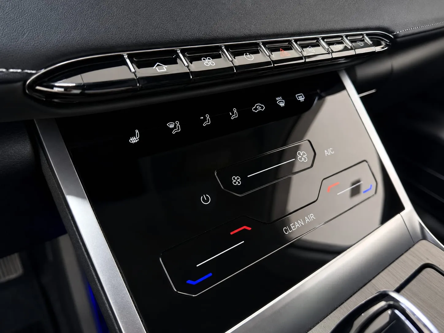 Chery Tiggo 4 — фото 14 из 41