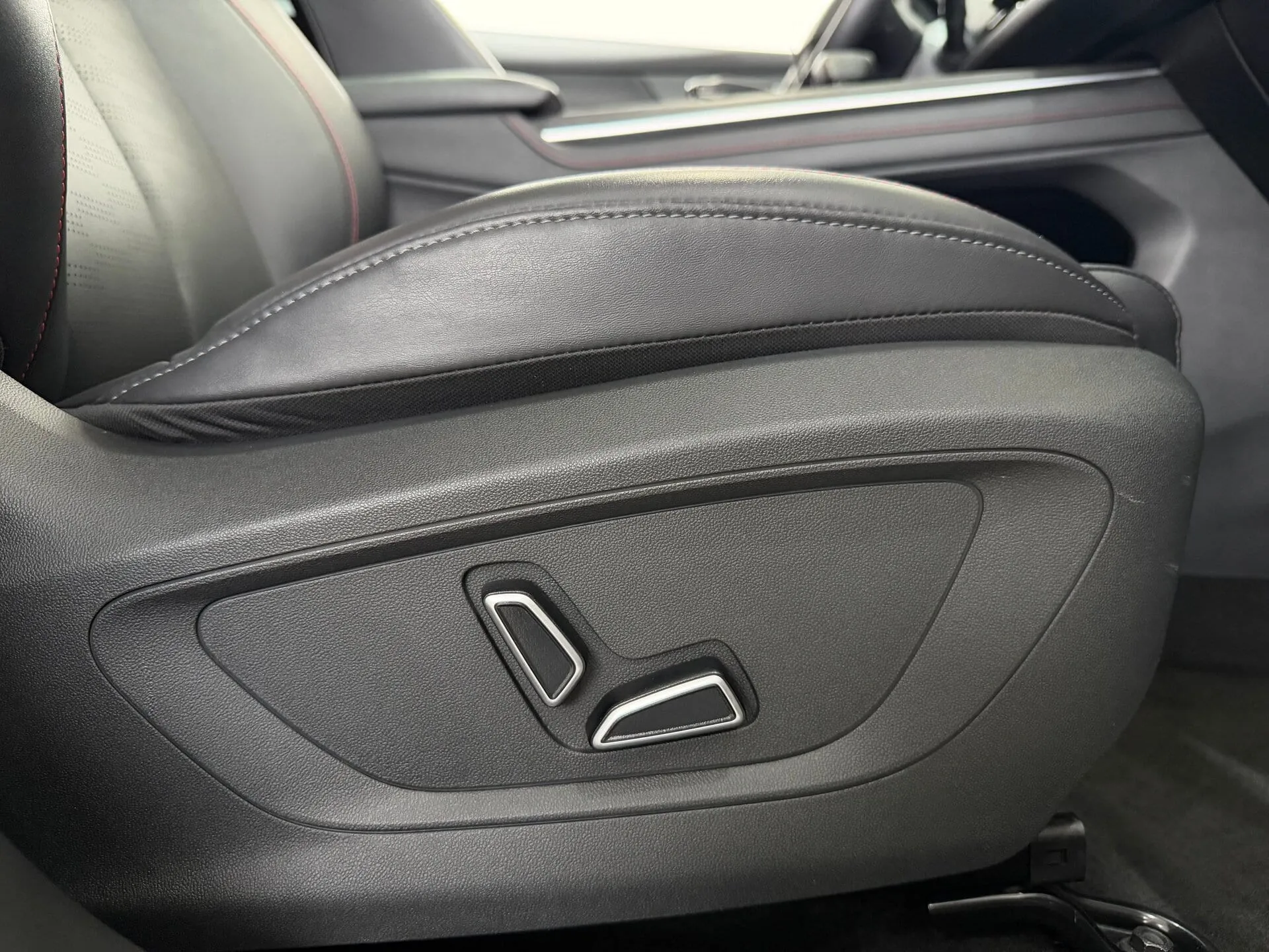 Changan CS55 Plus — фото 33 из 45
