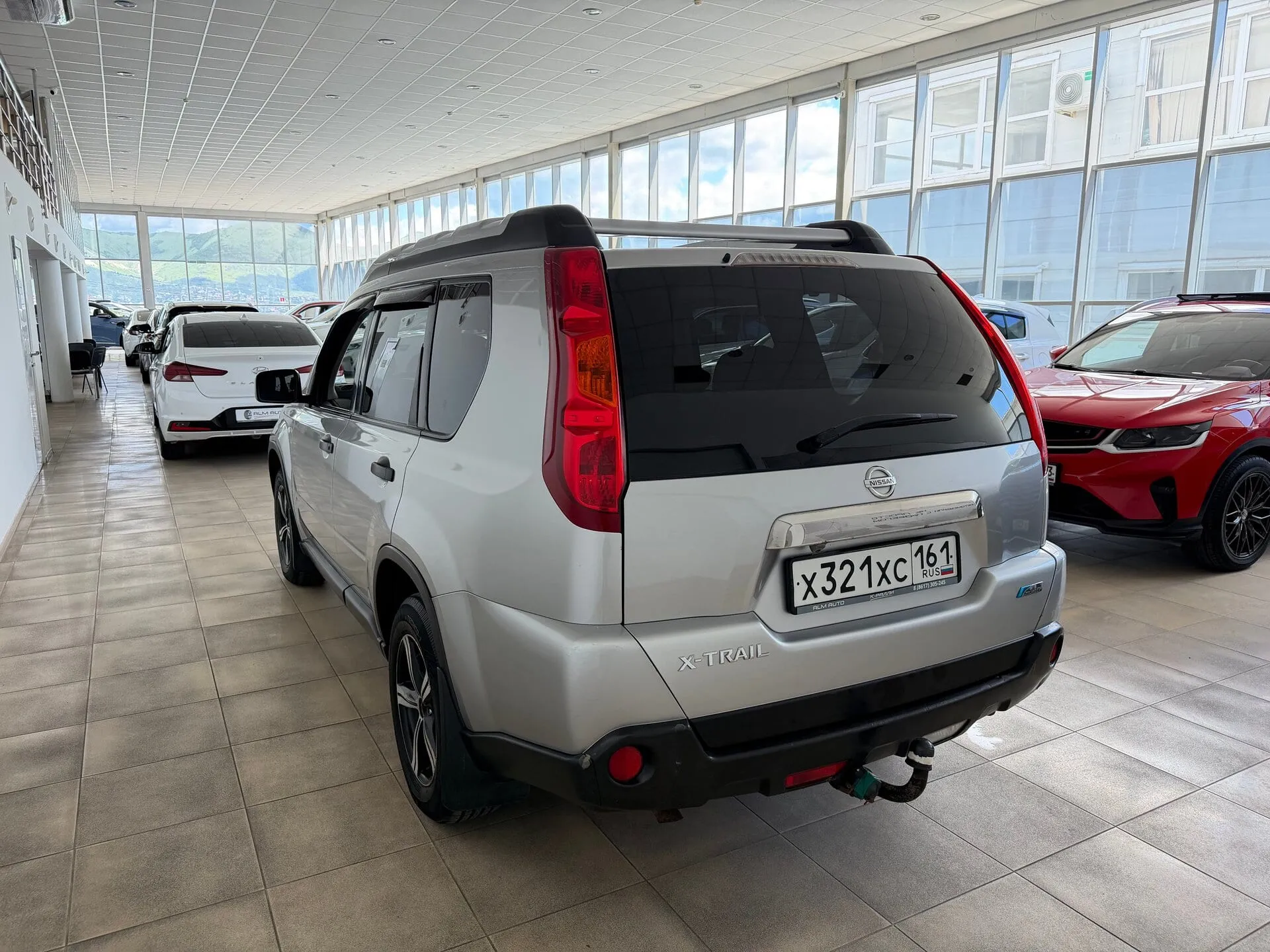 Nissan X-Trail — фото 6 из 35