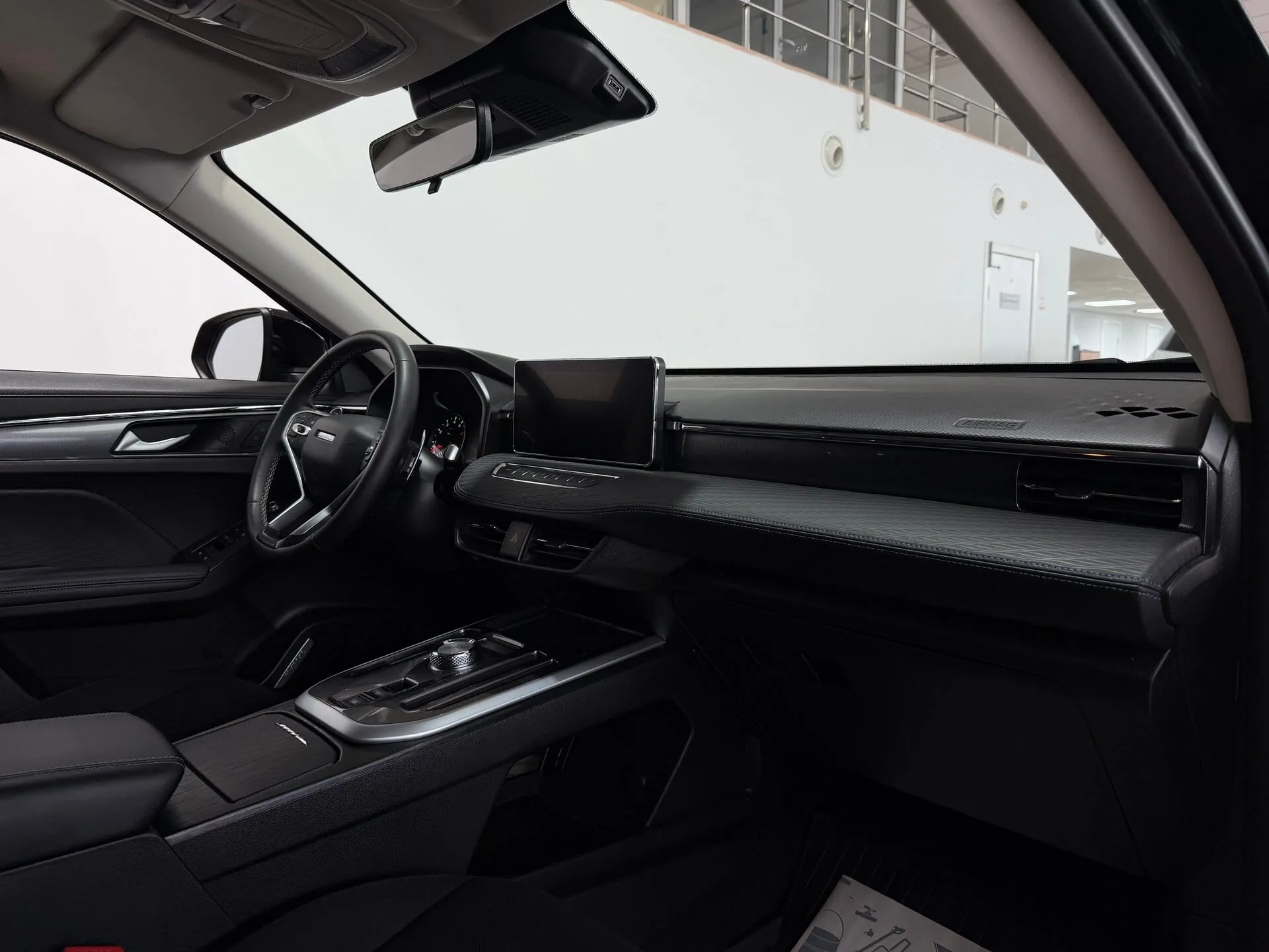 Haval Jolion — фото 10 из 36