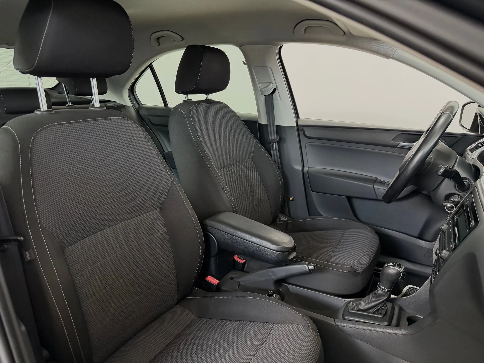 Skoda Rapid — фото 25 из 32