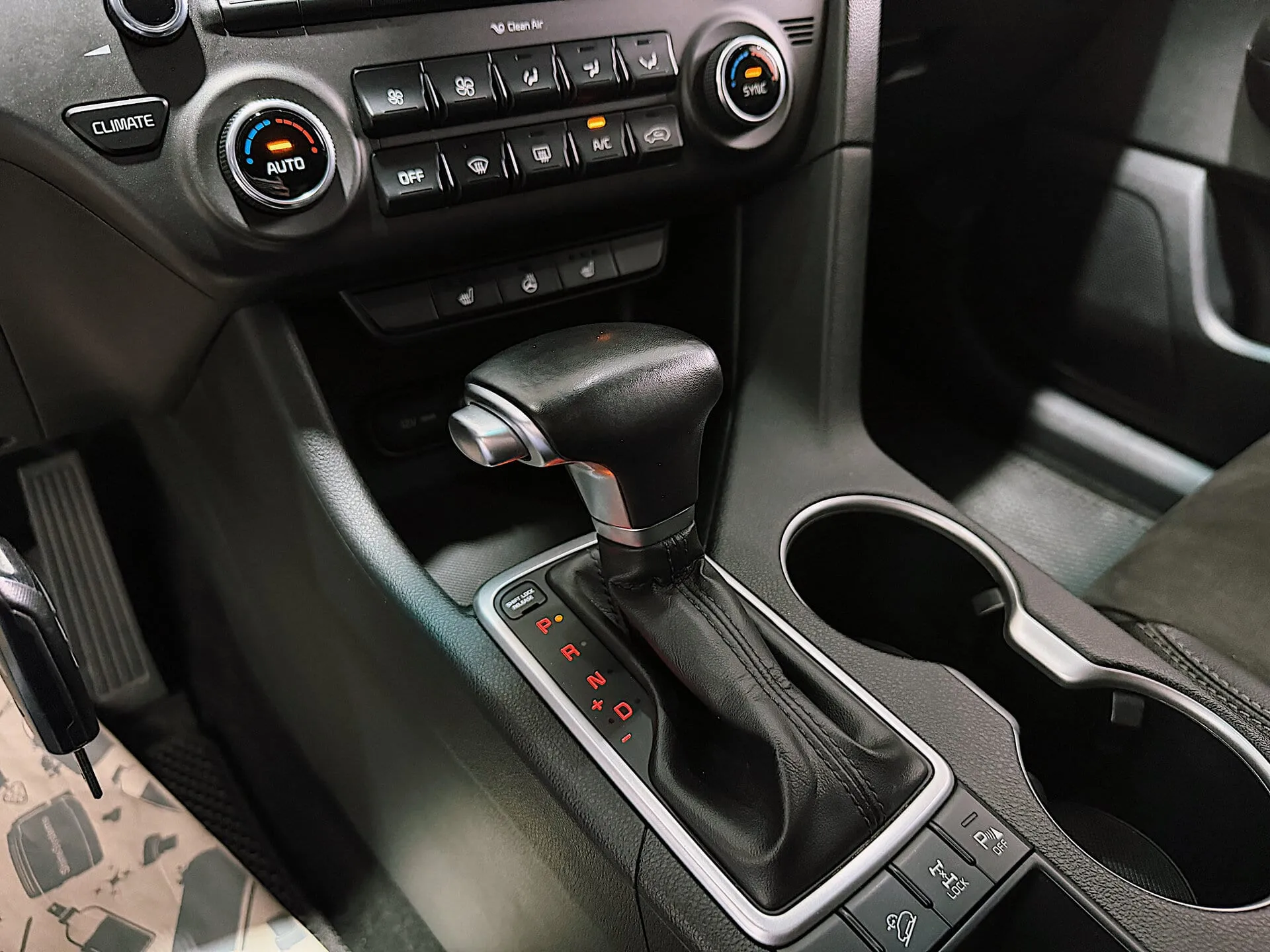 Kia Sportage — фото 14 из 36