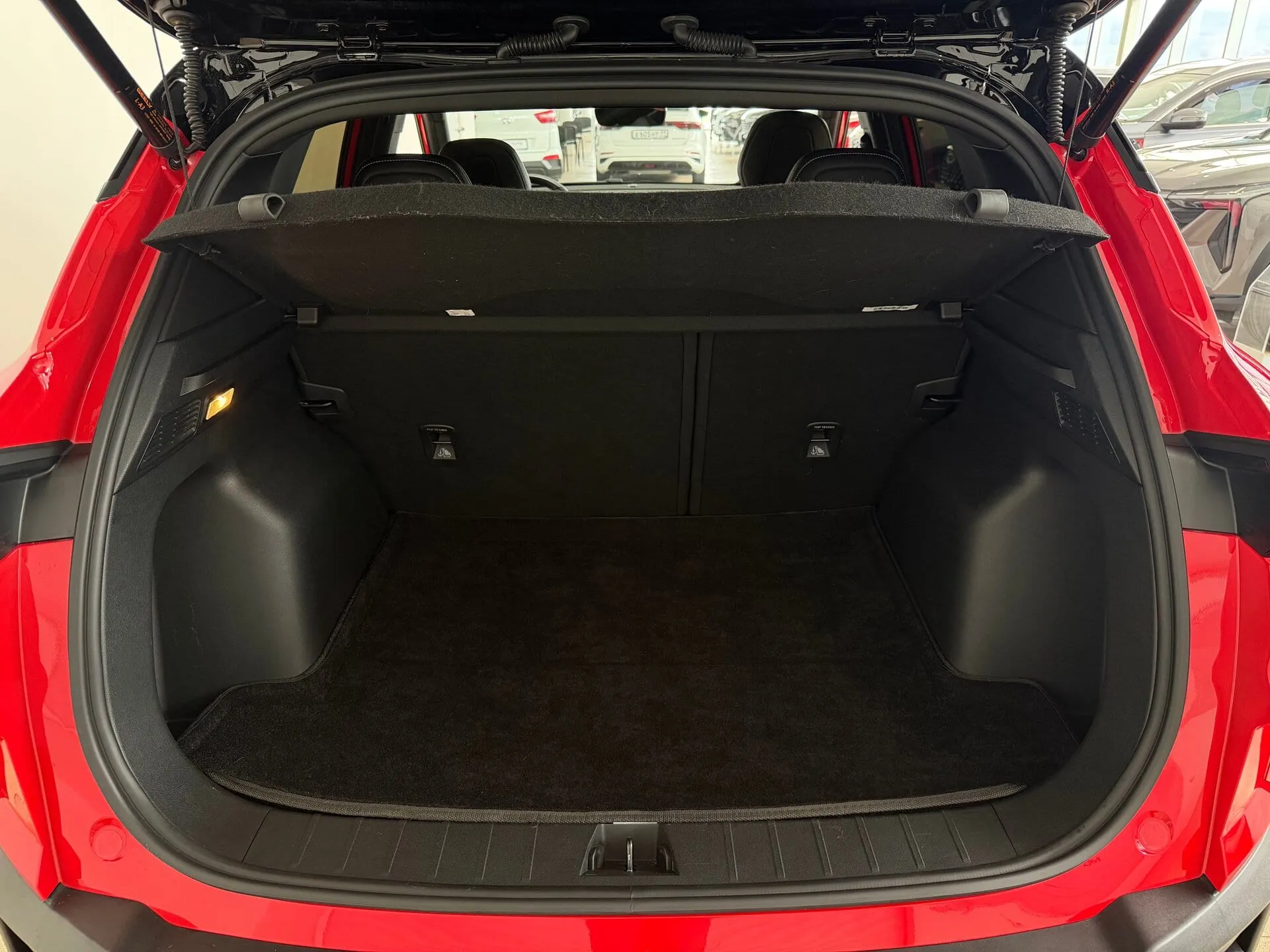 Geely Coolray — фото 23 из 40