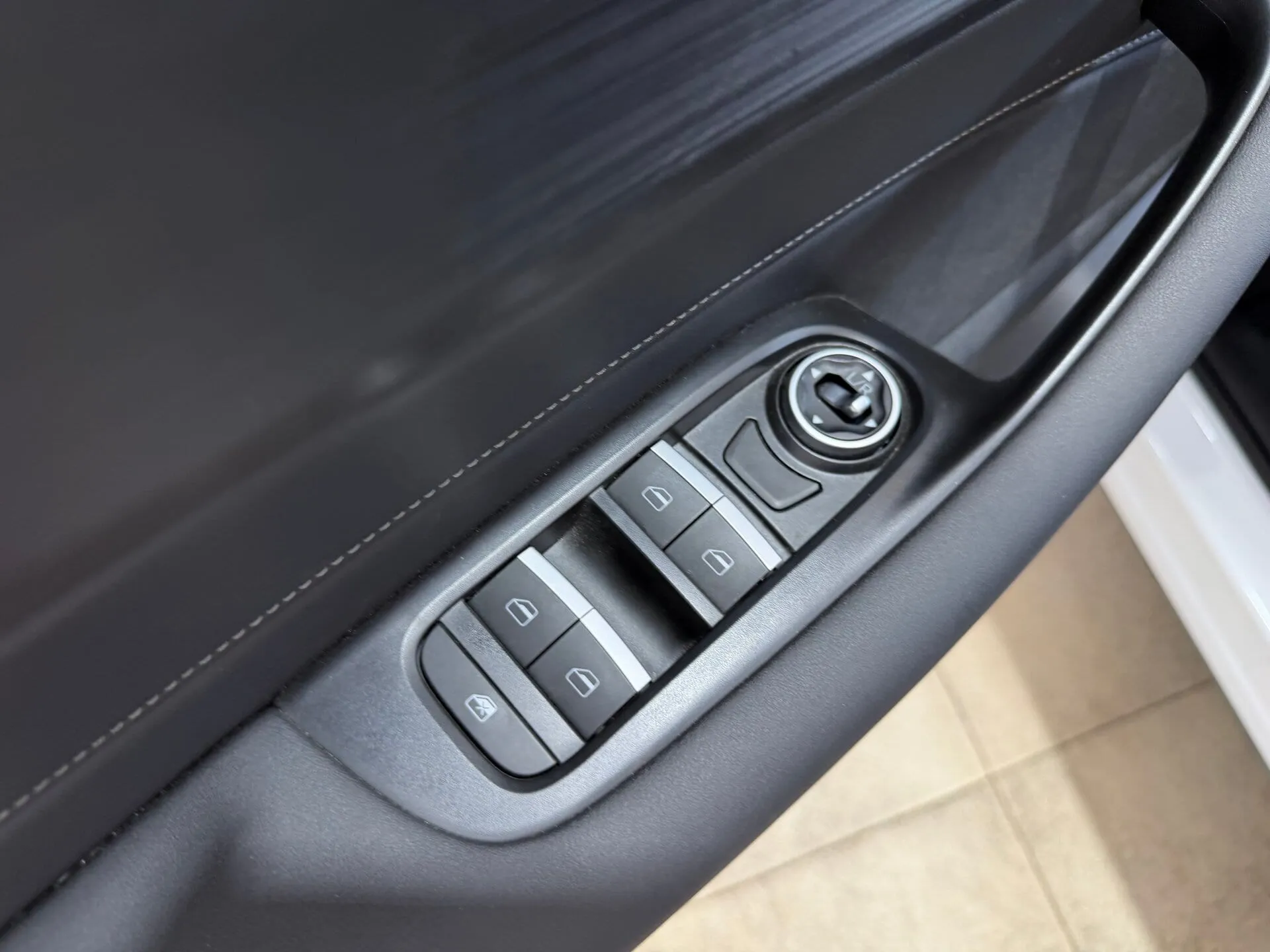 Chery Tiggo 4 — фото 35 из 41