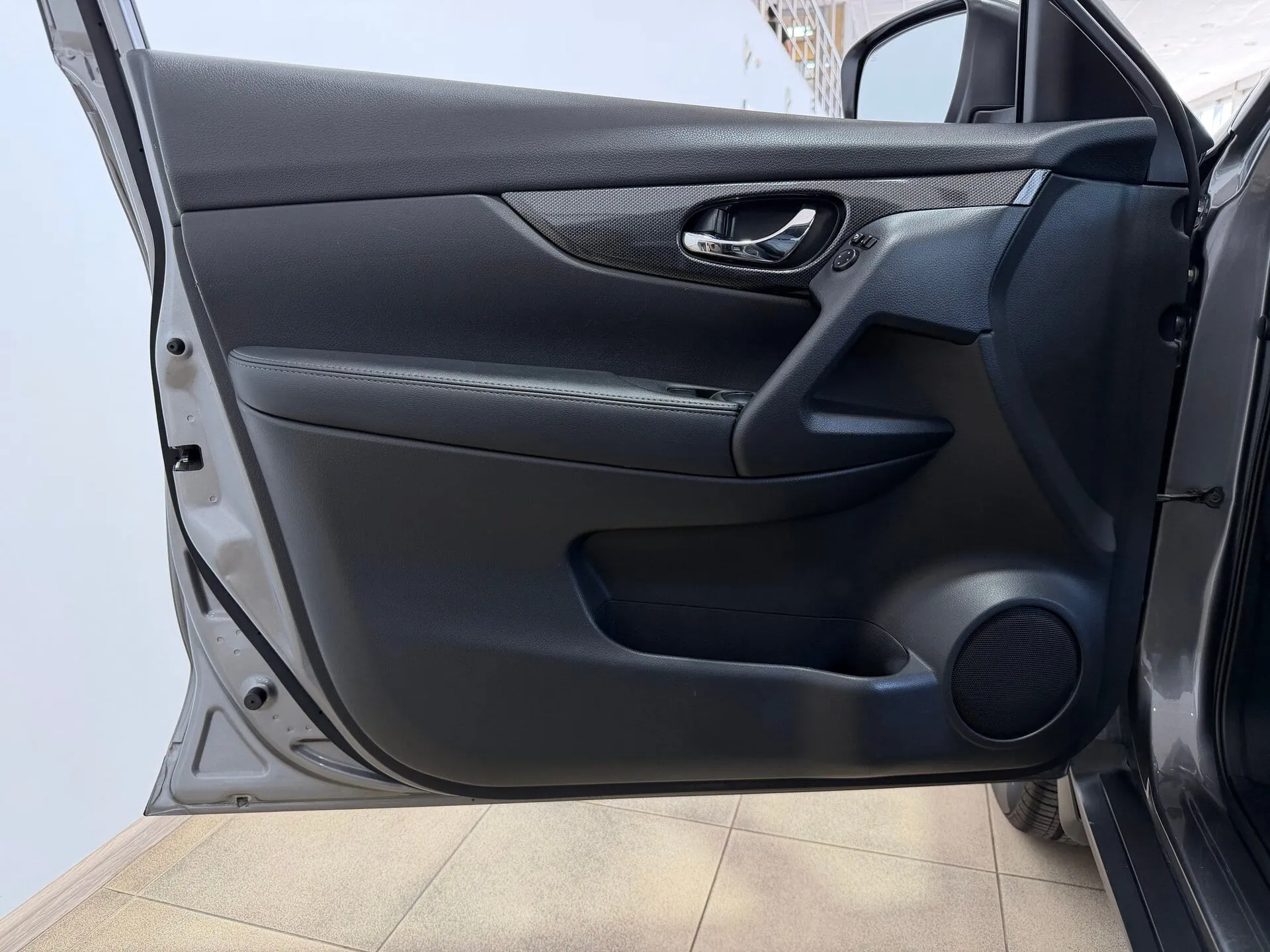 Nissan X-Trail — фото 28 из 37