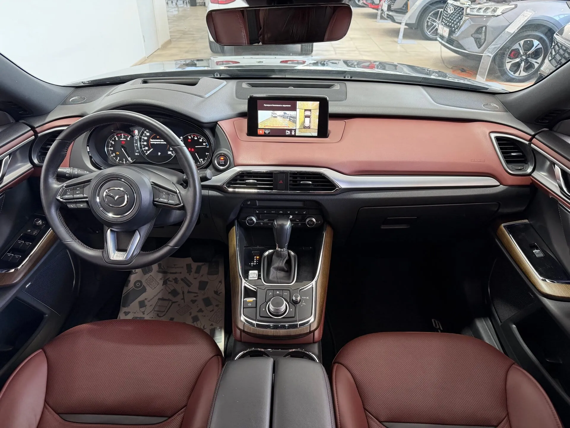 Mazda CX-9 — фото 9 из 38