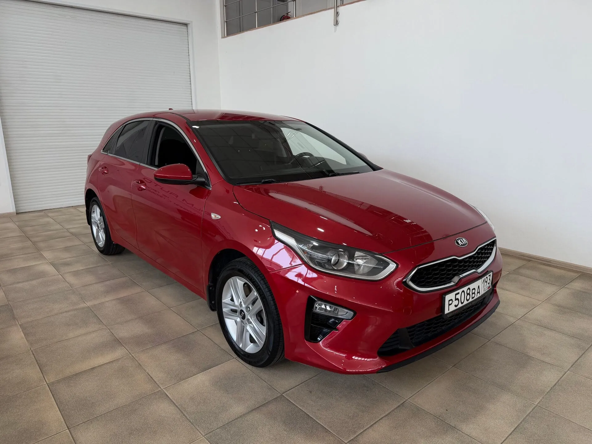 Kia Ceed — фото 2 из 36