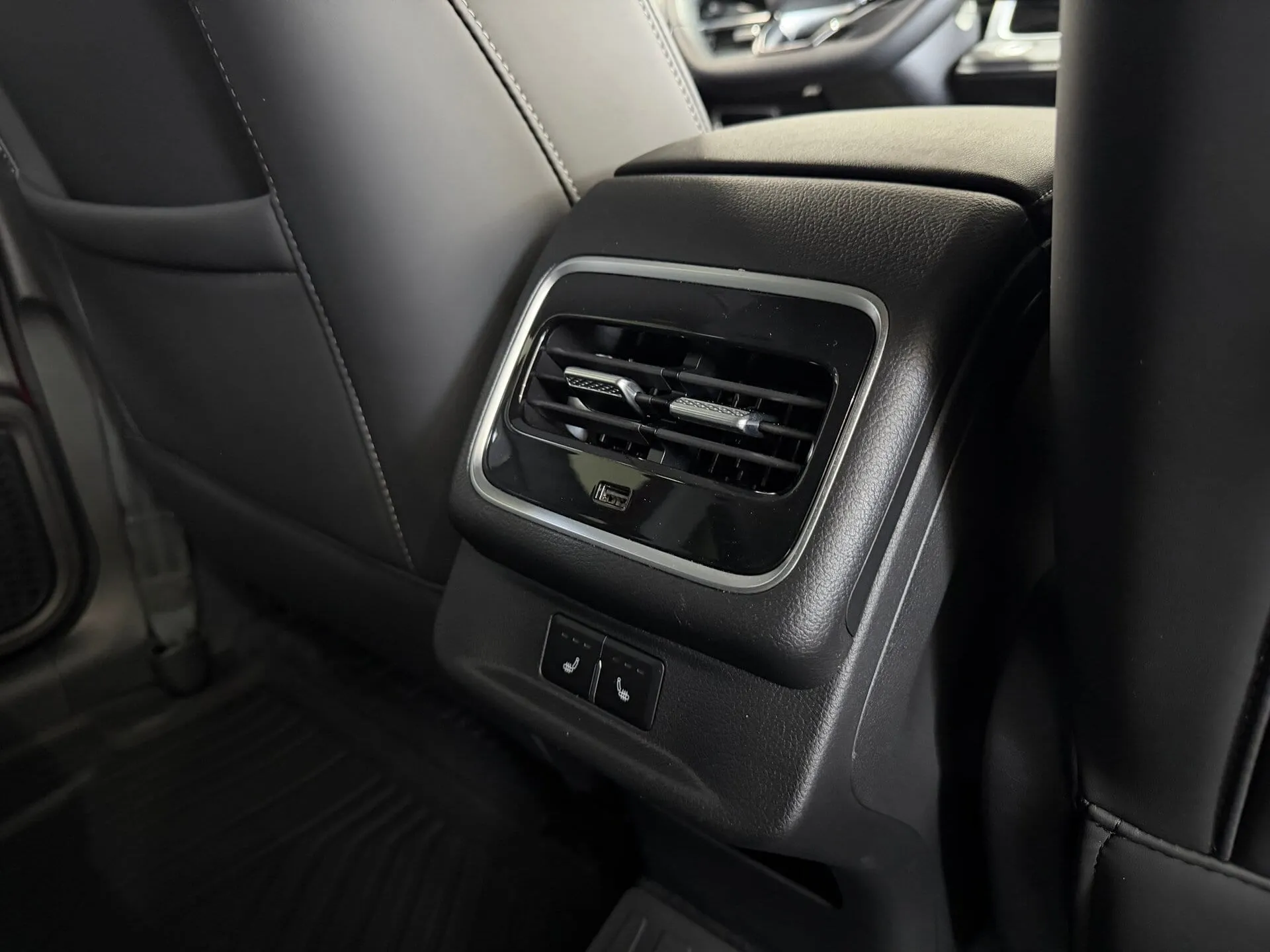 Chery Tiggo 7 Pro Max — фото 24 из 37