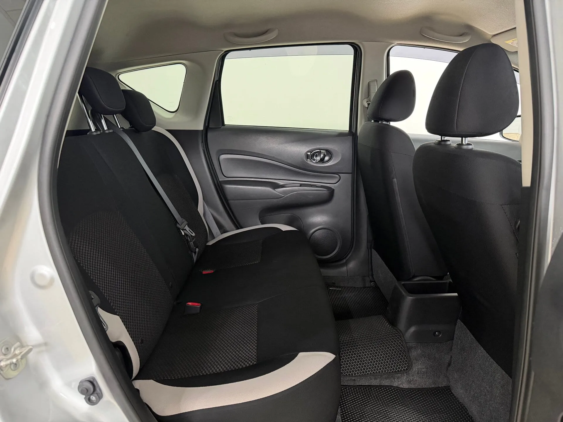 Nissan Note — фото 14 из 33
