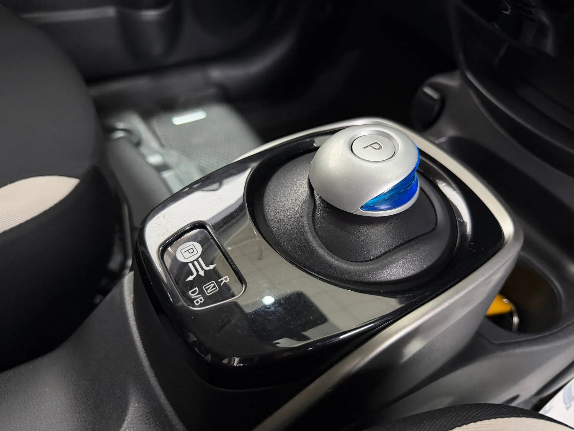 Nissan Note — фото 13 из 33