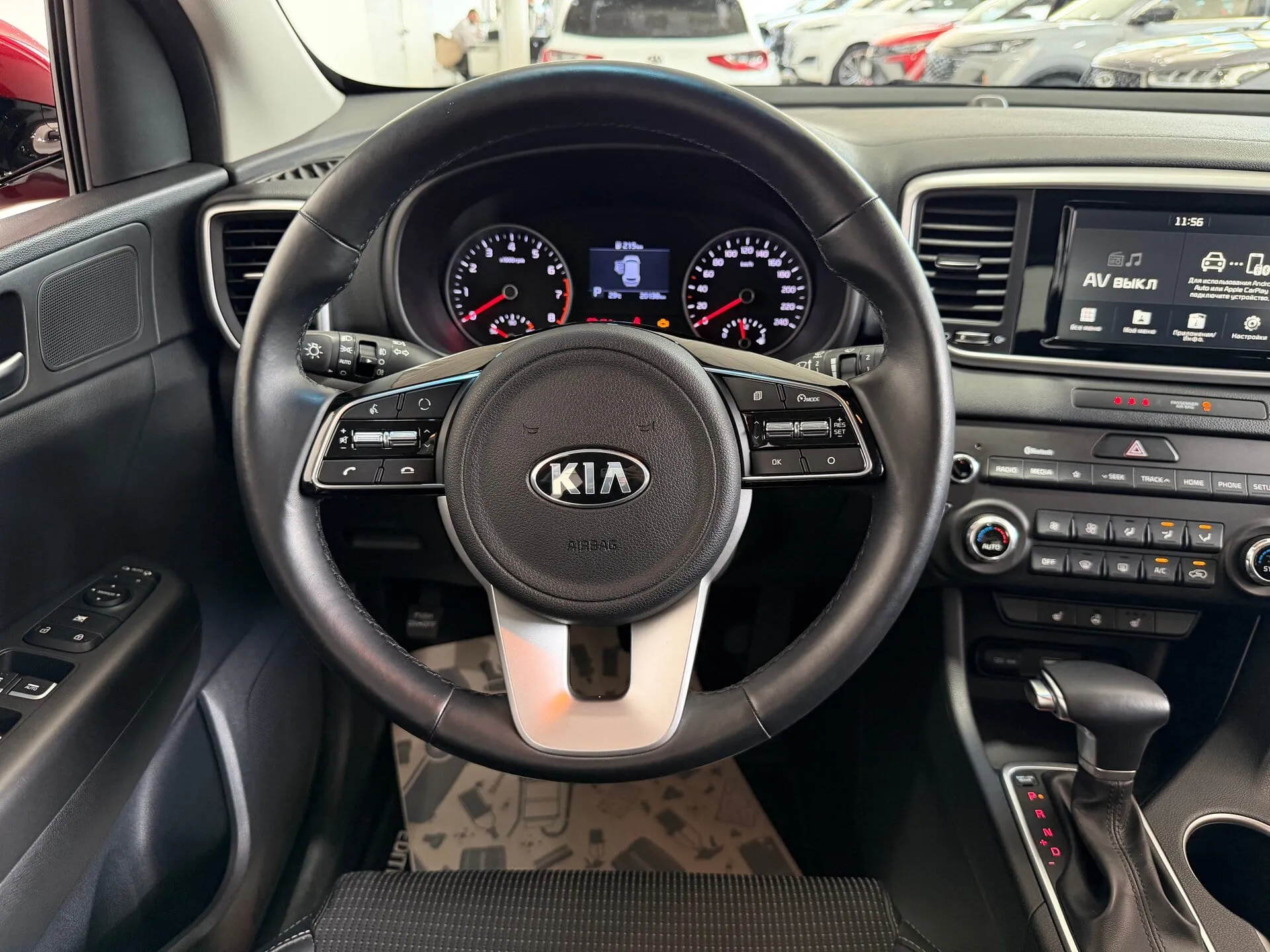 Kia Sportage — фото 11 из 37