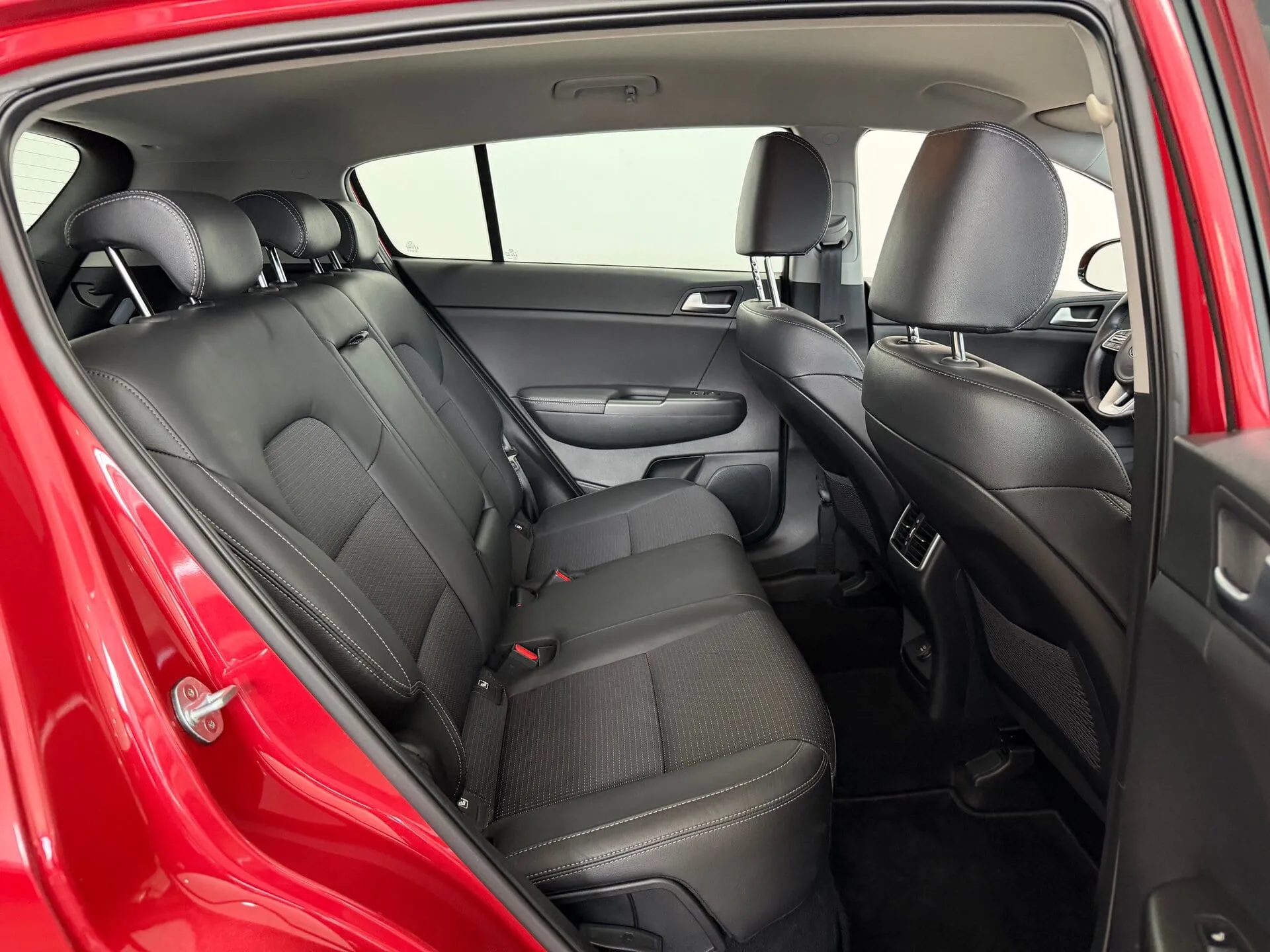 Kia Sportage — фото 15 из 37