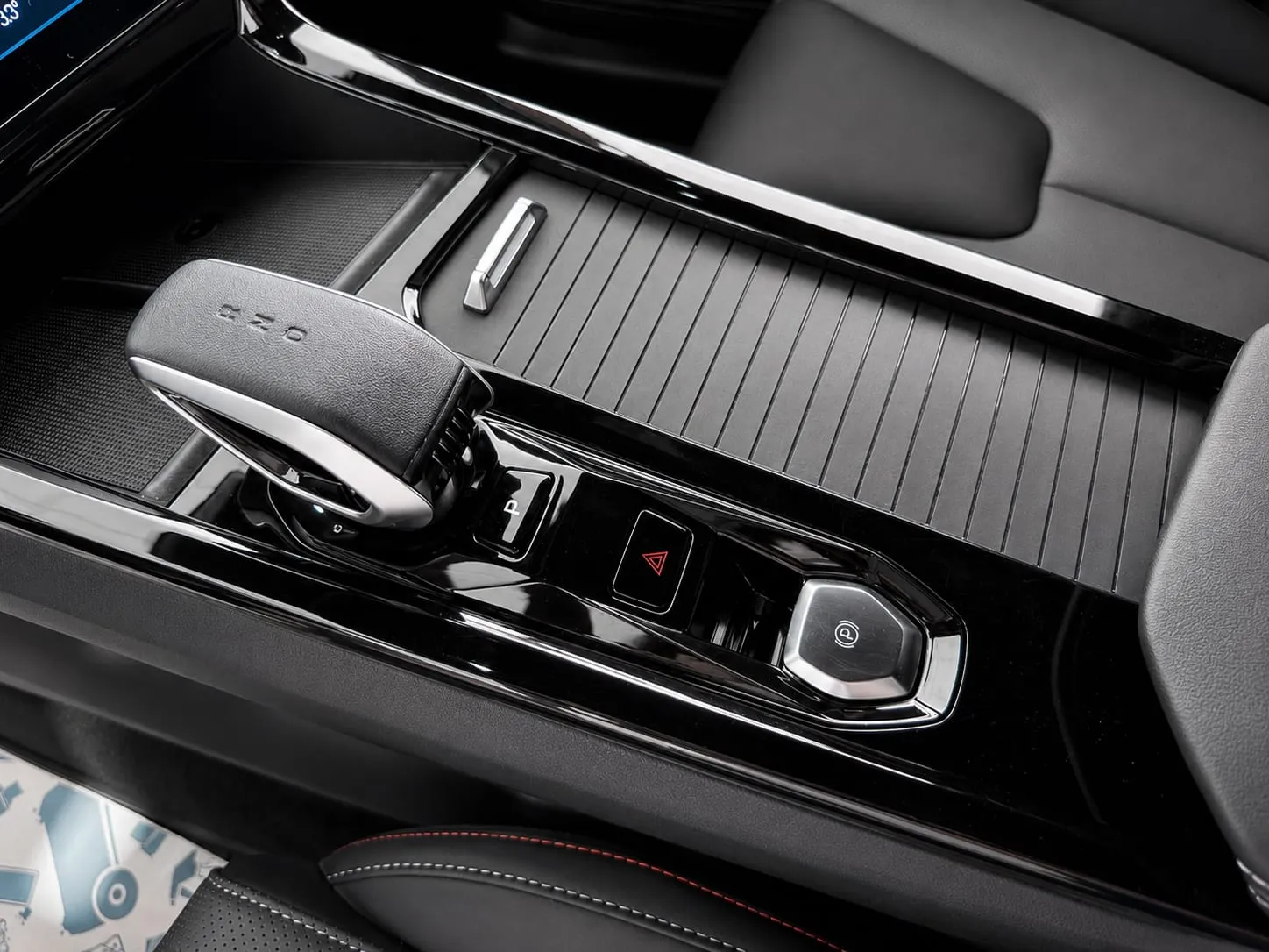 Geely Cityray — фото 14 из 39