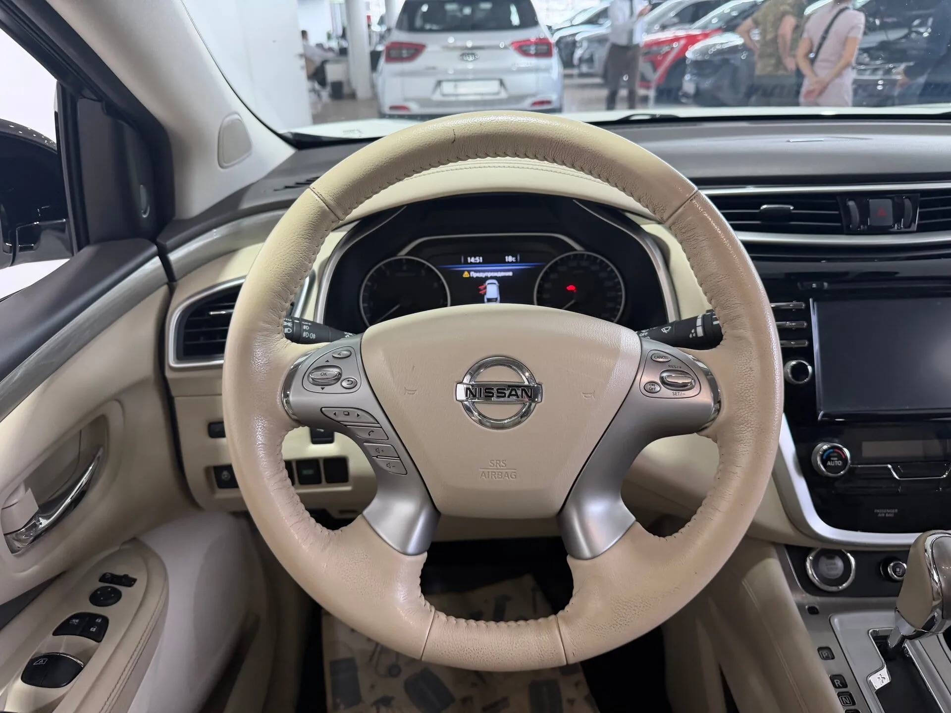 Nissan Murano — фото 11 из 37