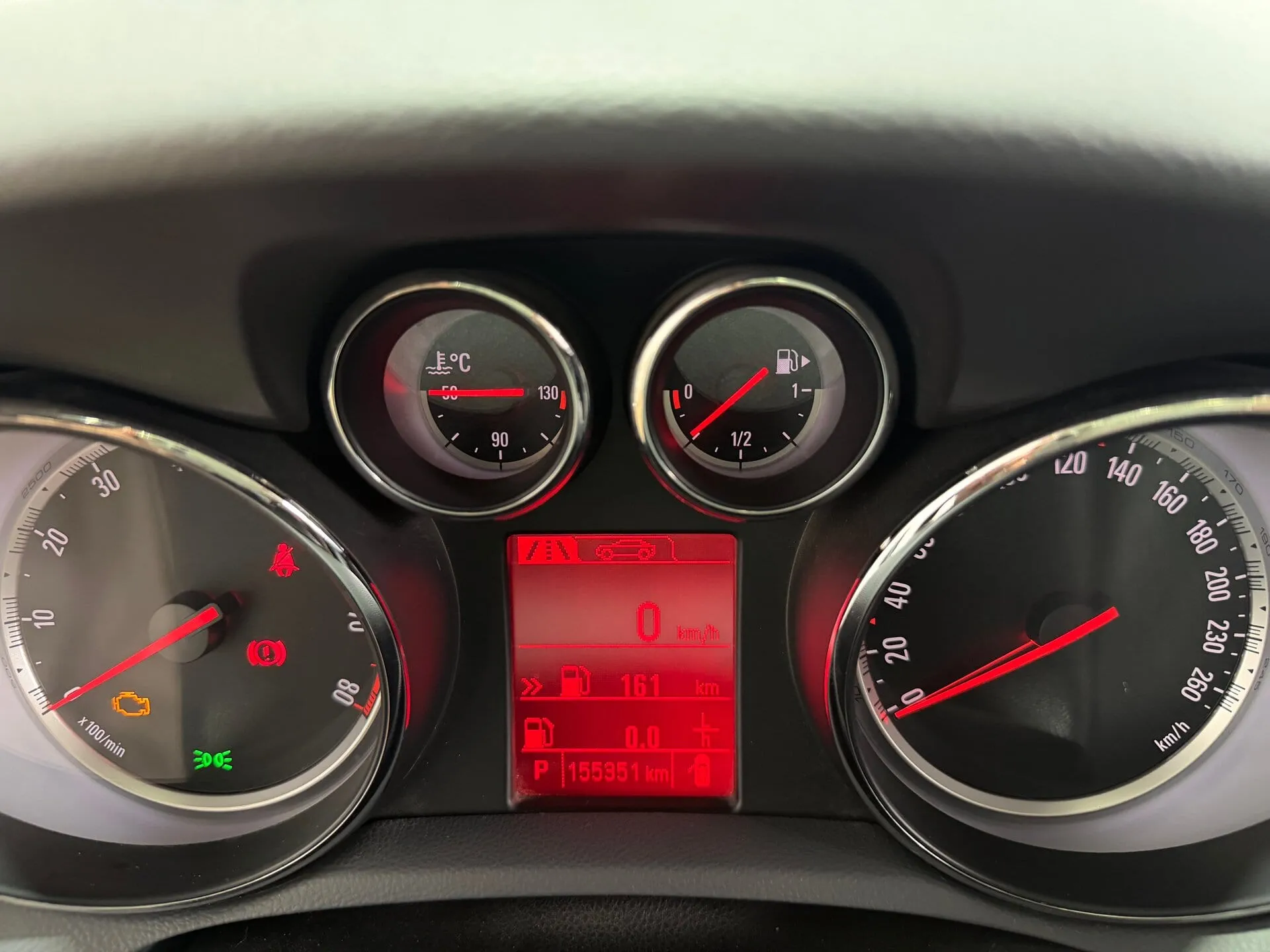 Opel Mokka — фото 12 из 36