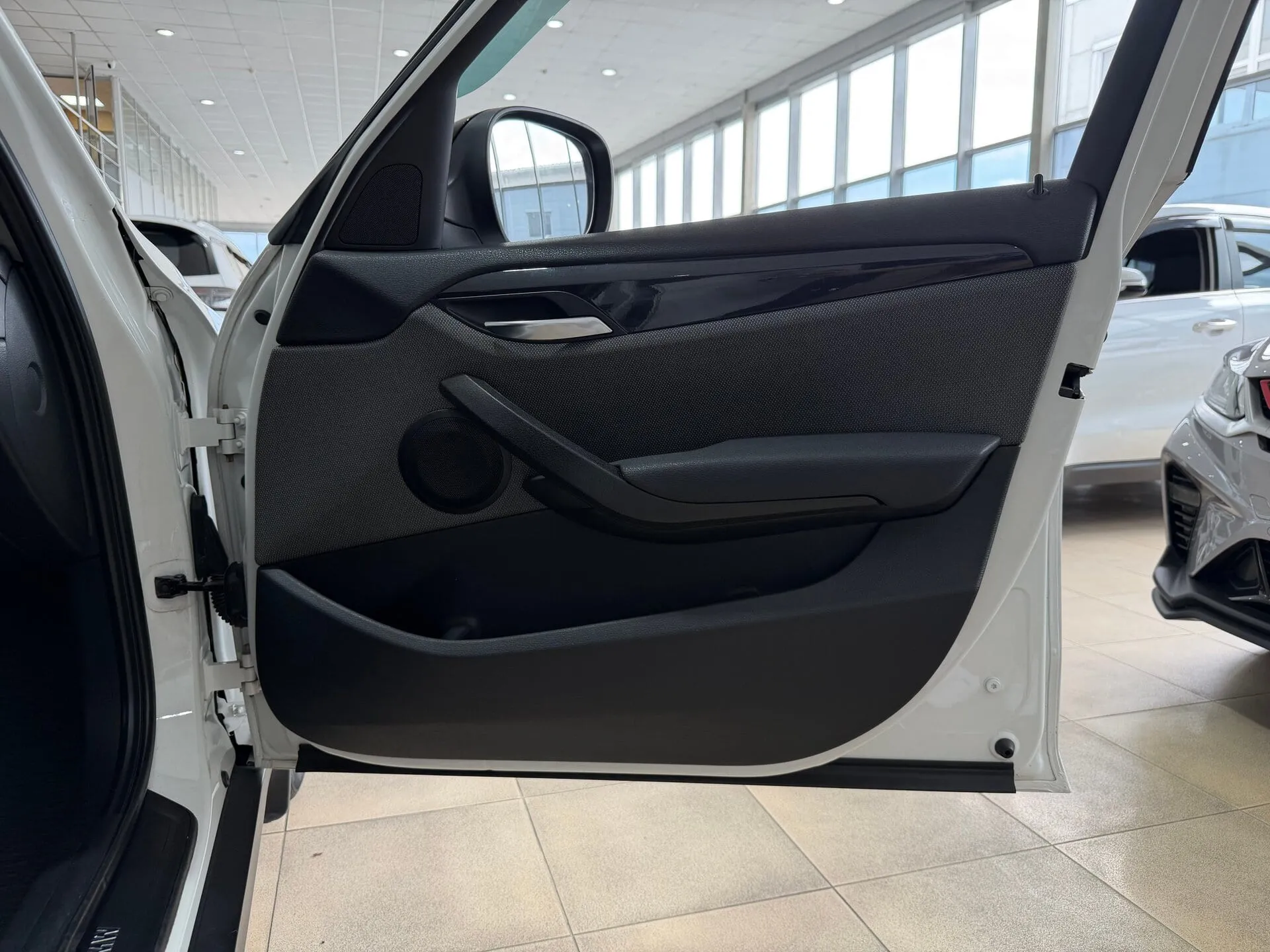 BMW X1 — фото 24 из 32