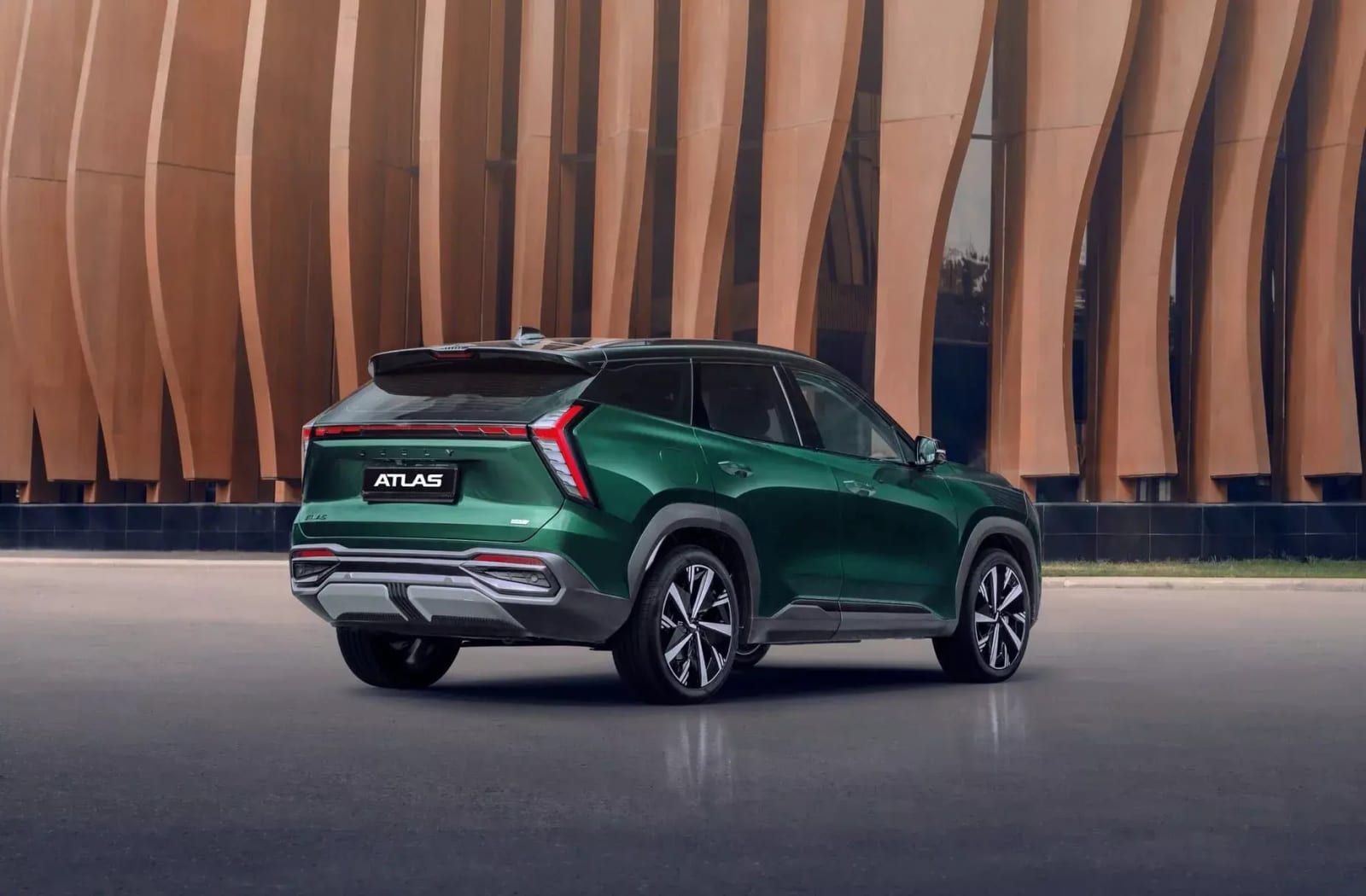 Geely Atlas