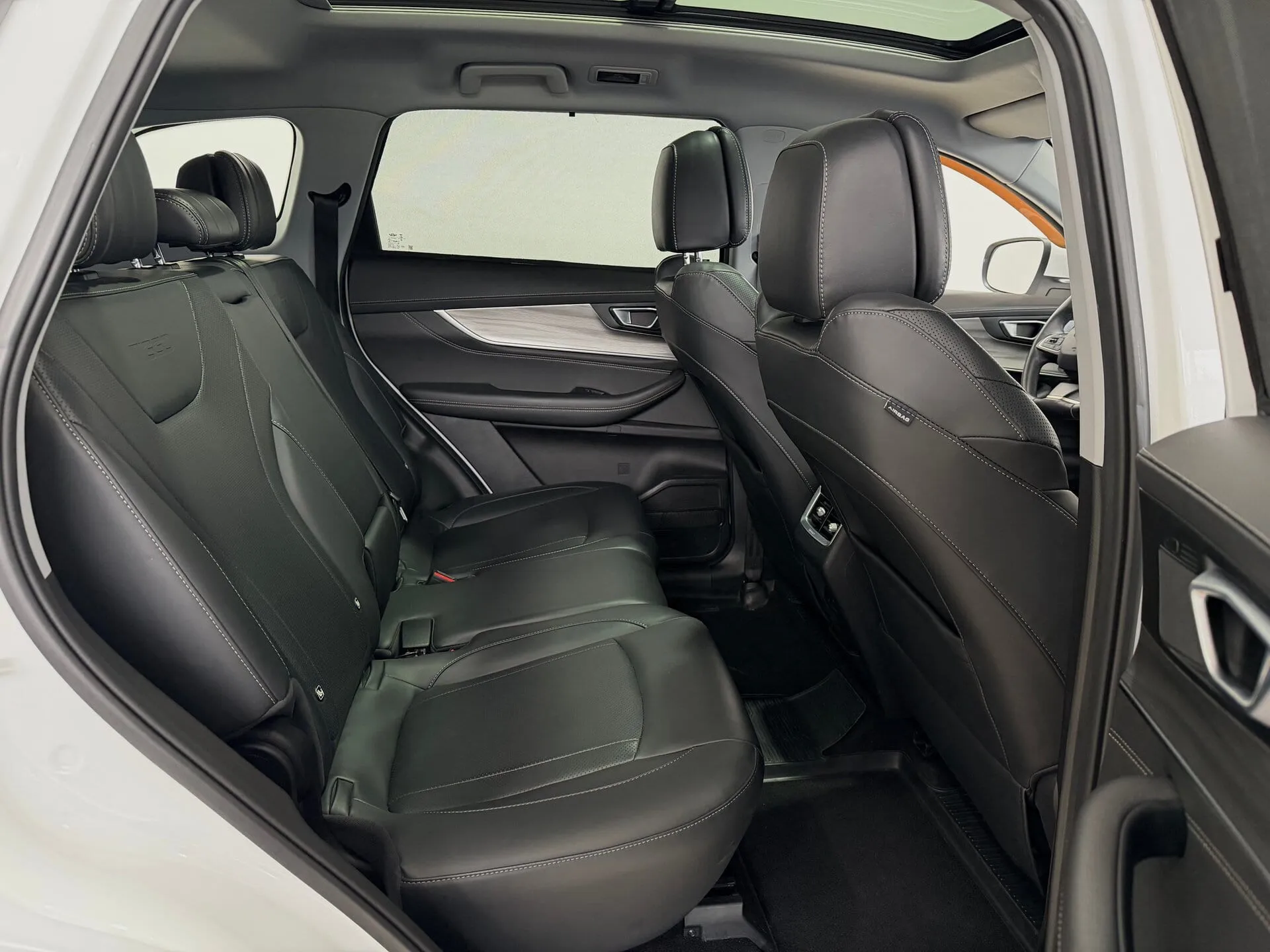 Chery Tiggo 8 Pro Max — фото 16 из 44