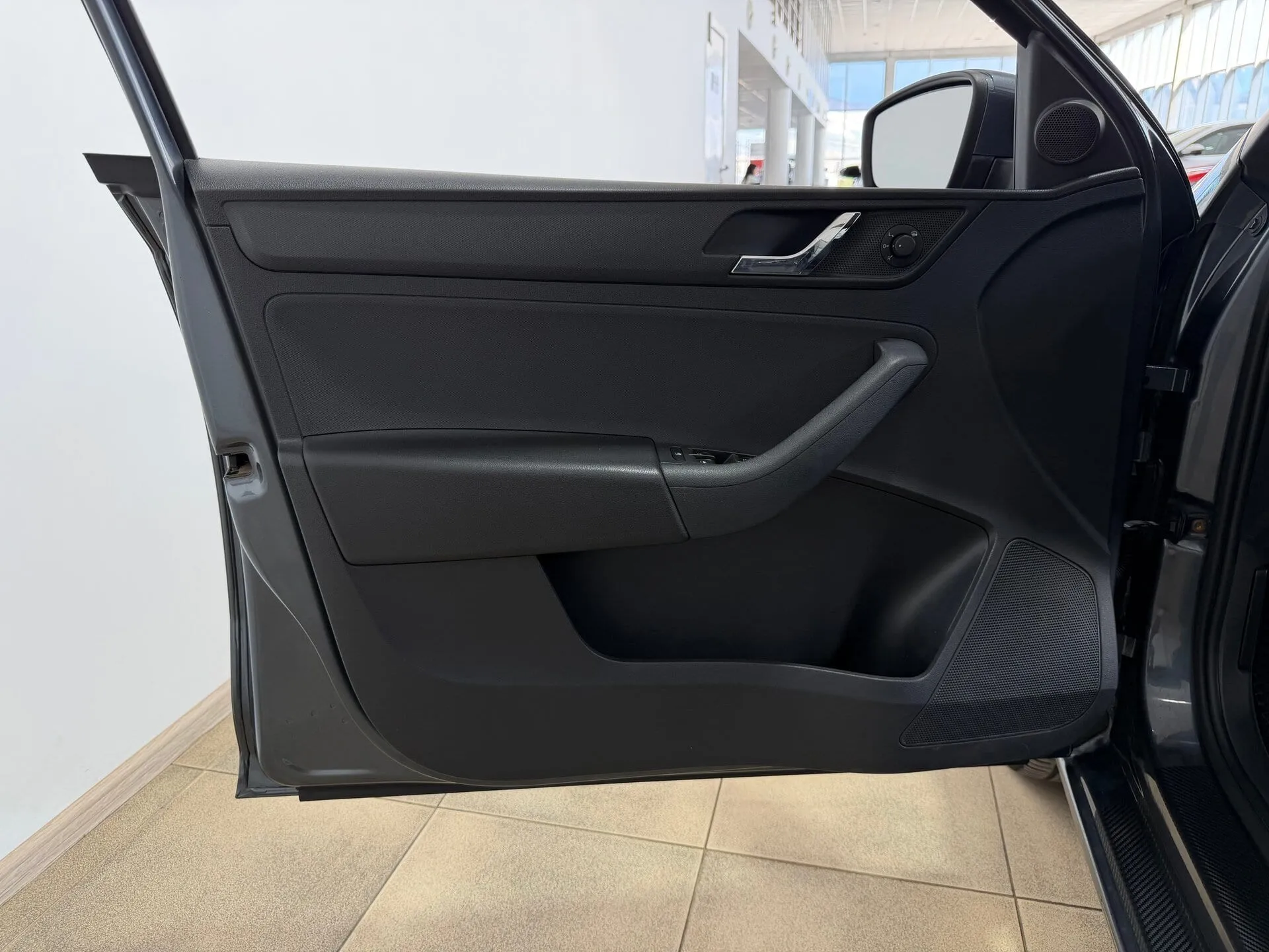 Skoda Rapid — фото 28 из 32