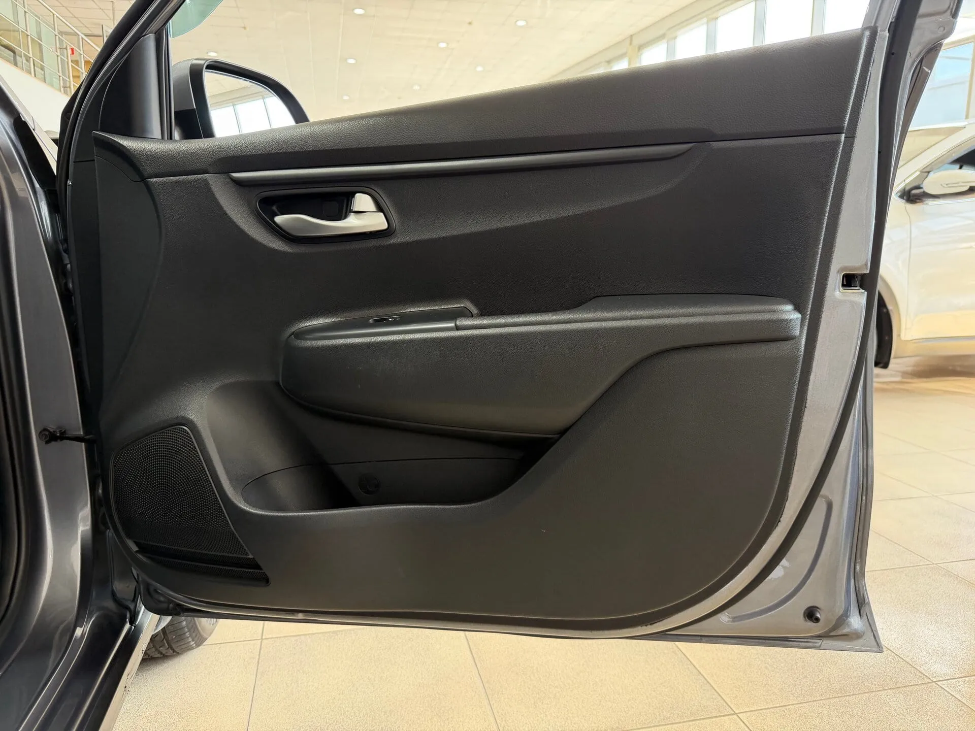Kia Rio — фото 24 из 36