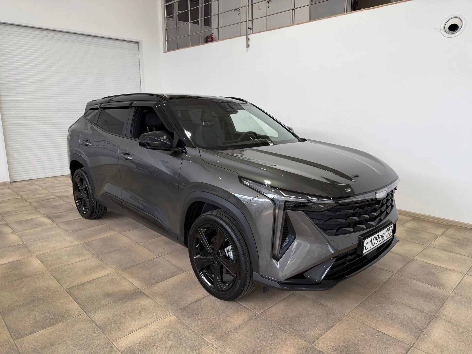 Geely Cityray — фото 2 из 39