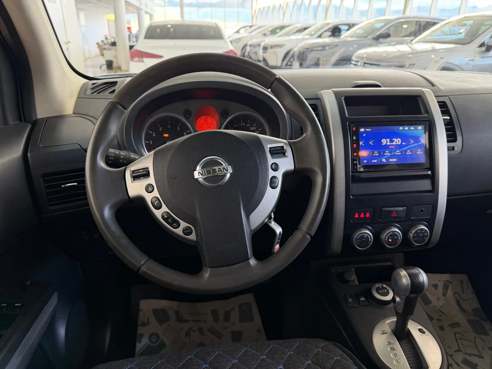 Nissan X-Trail — фото 11 из 35