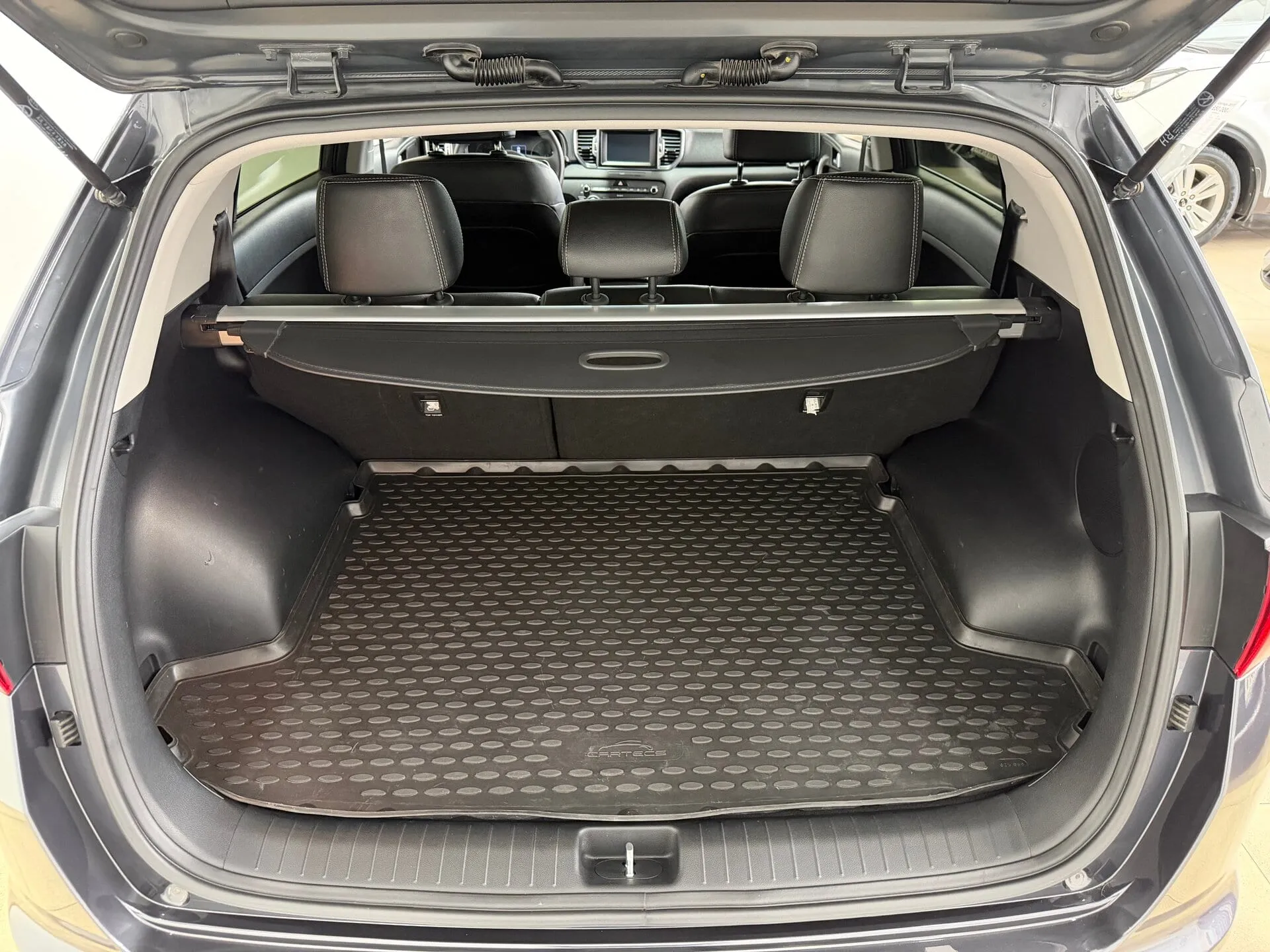 Kia Sportage — фото 22 из 36