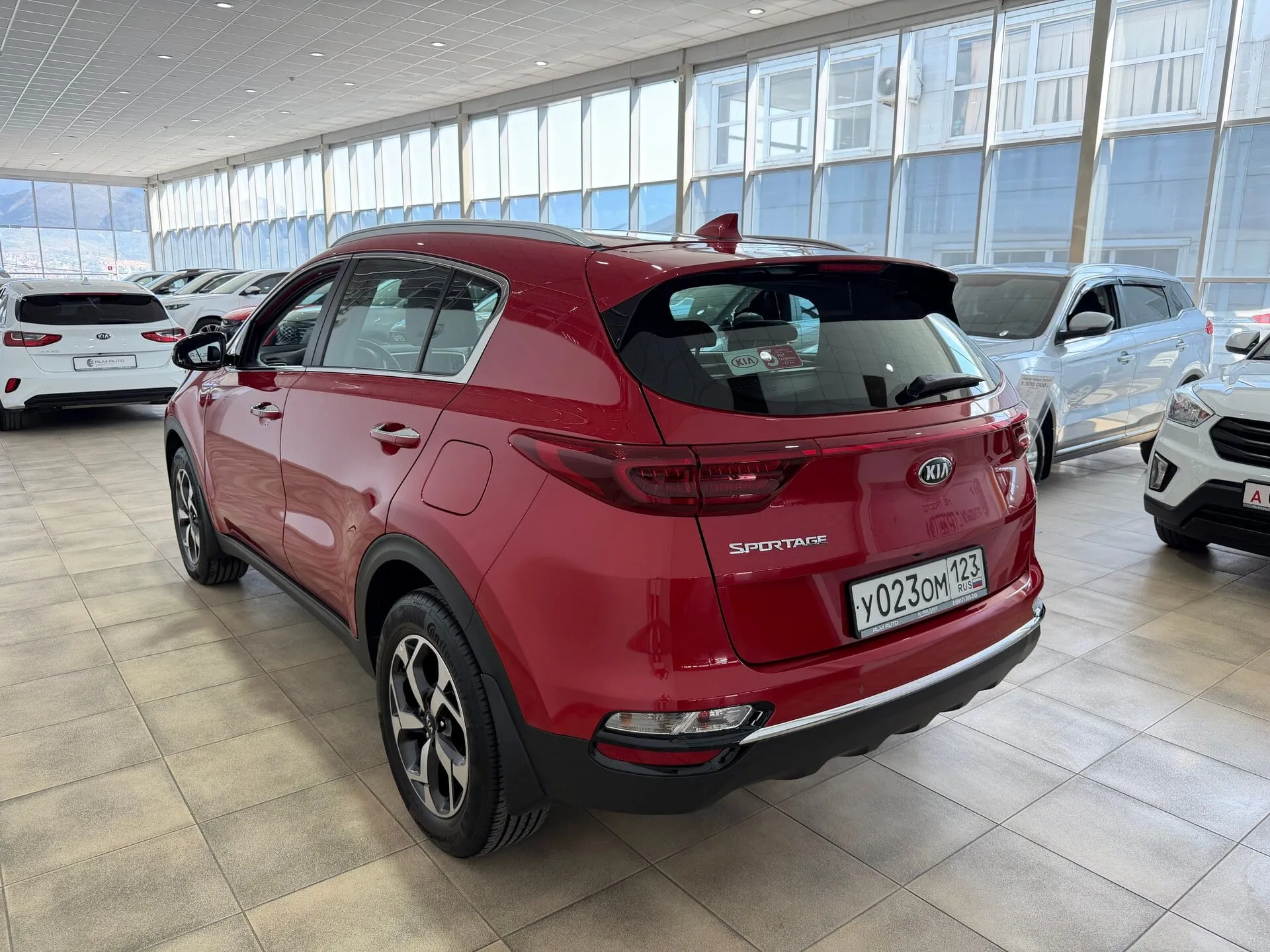 Kia Sportage — фото 6 из 37