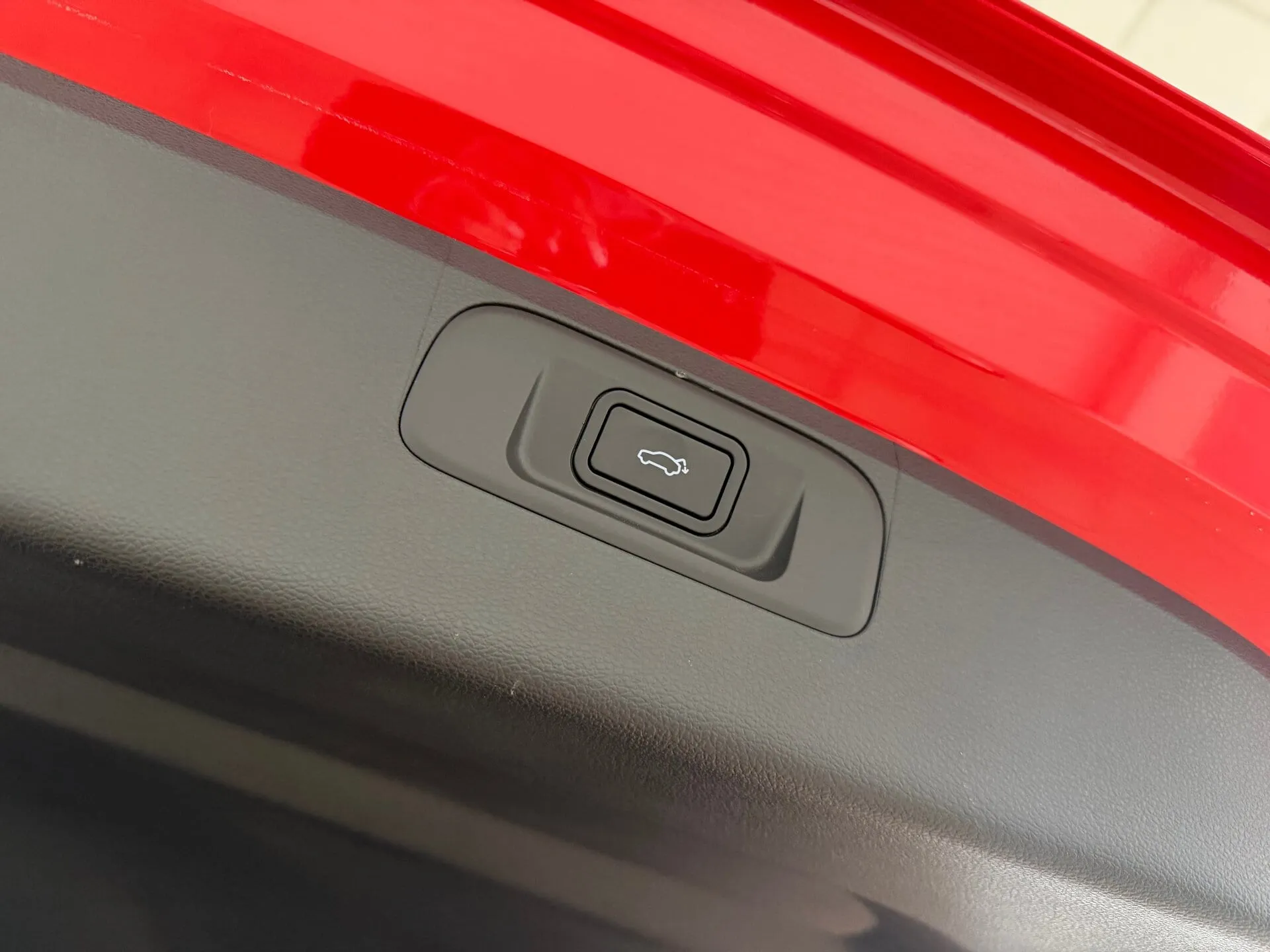 Geely Coolray — фото 21 из 40