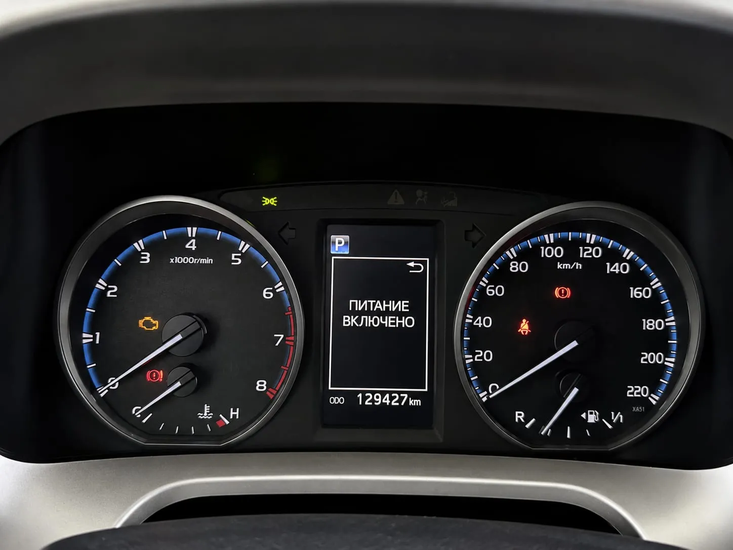 Toyota RAV4 — фото 12 из 39