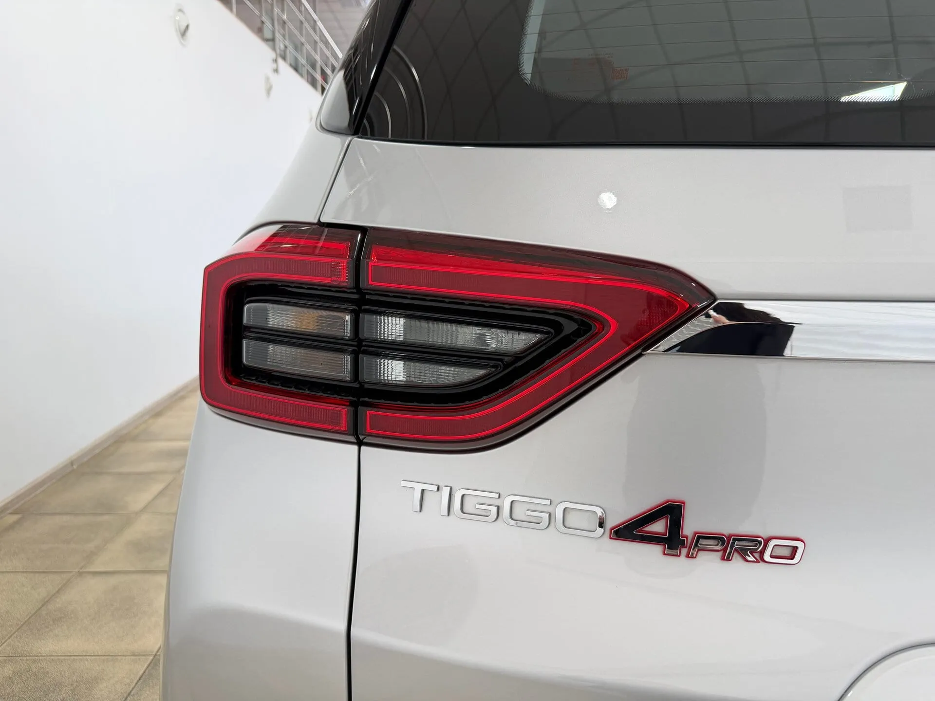 Chery Tiggo 4 Pro — фото 18 из 36