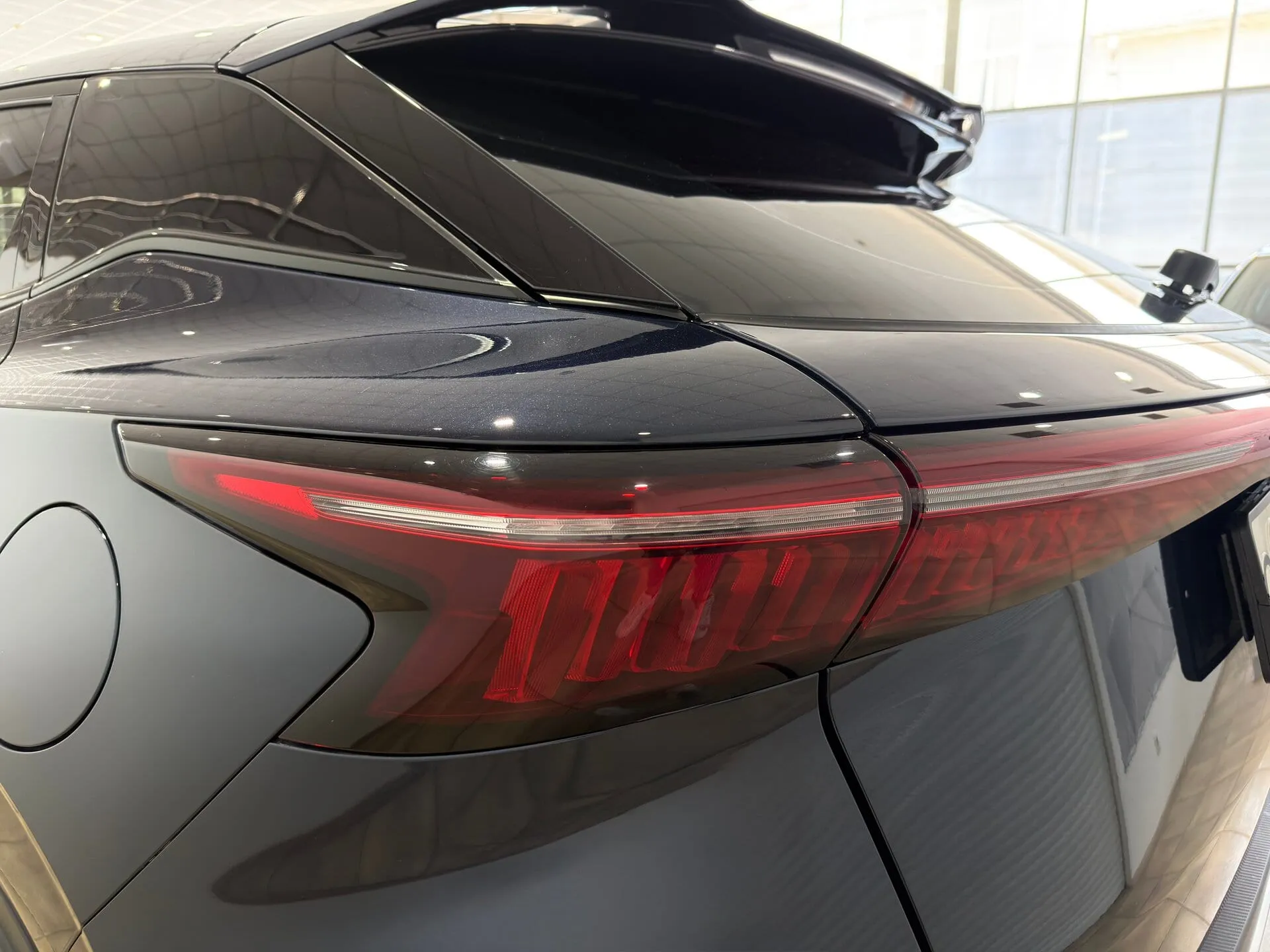 Omoda C5 — фото 19 из 40